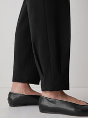 Black Mid-Rise Tapered-Leg Flowy Jogger Pant rw&co Exclusive Sale Price