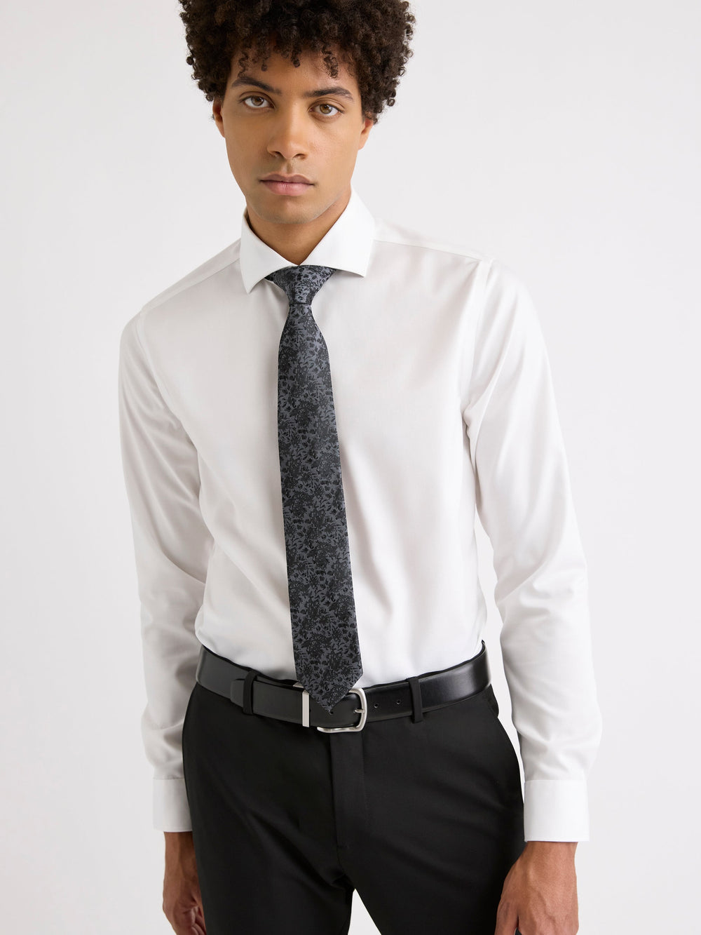 Regular Tie with Tonal Floral Pattern rw&co On Sale