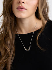 Short Necklace with Metal Pendant rw&co On Sale