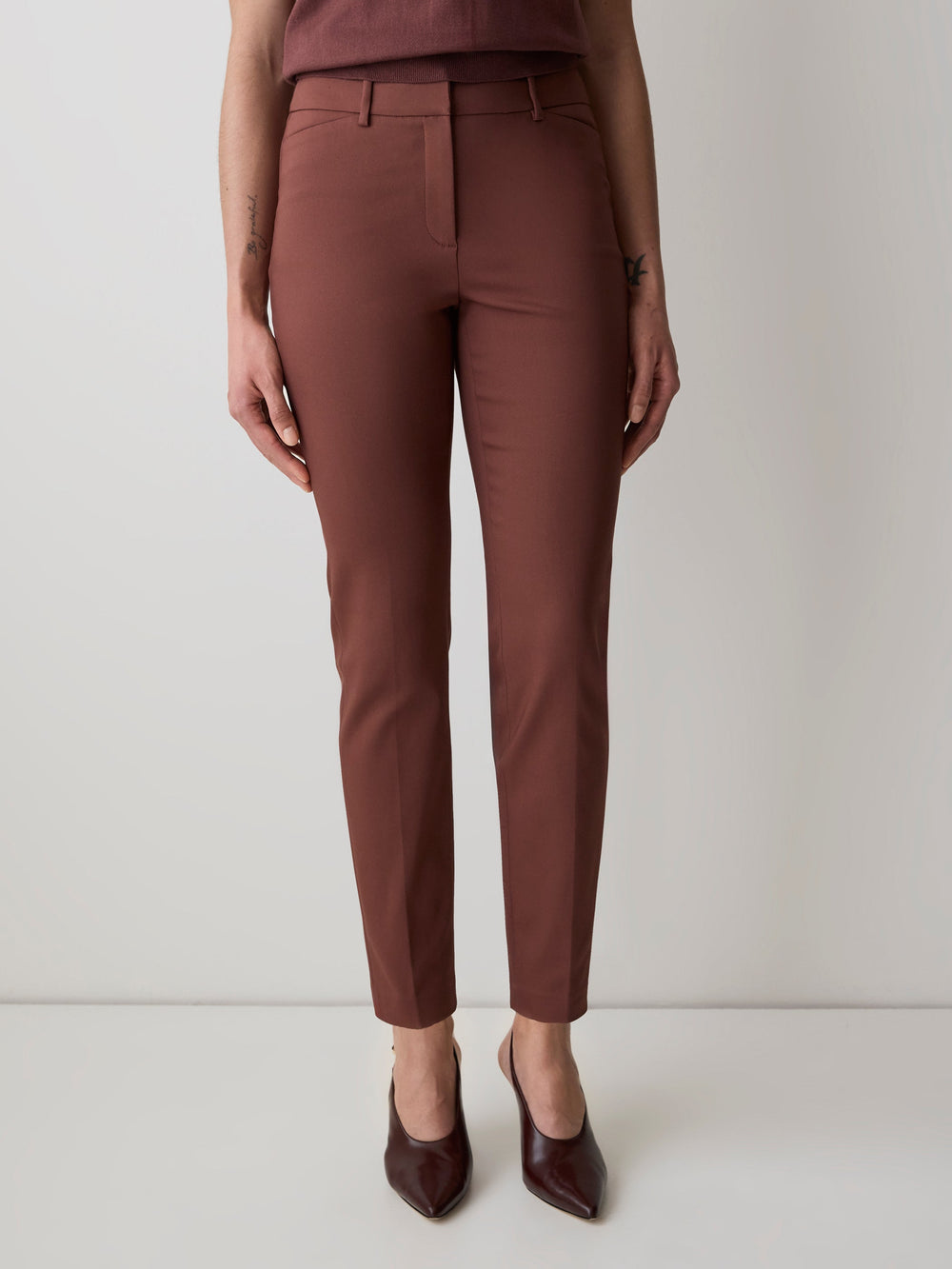 Limitless Mid-Rise Slim-Leg Signature Fit Pant rw&co Great Value Deal