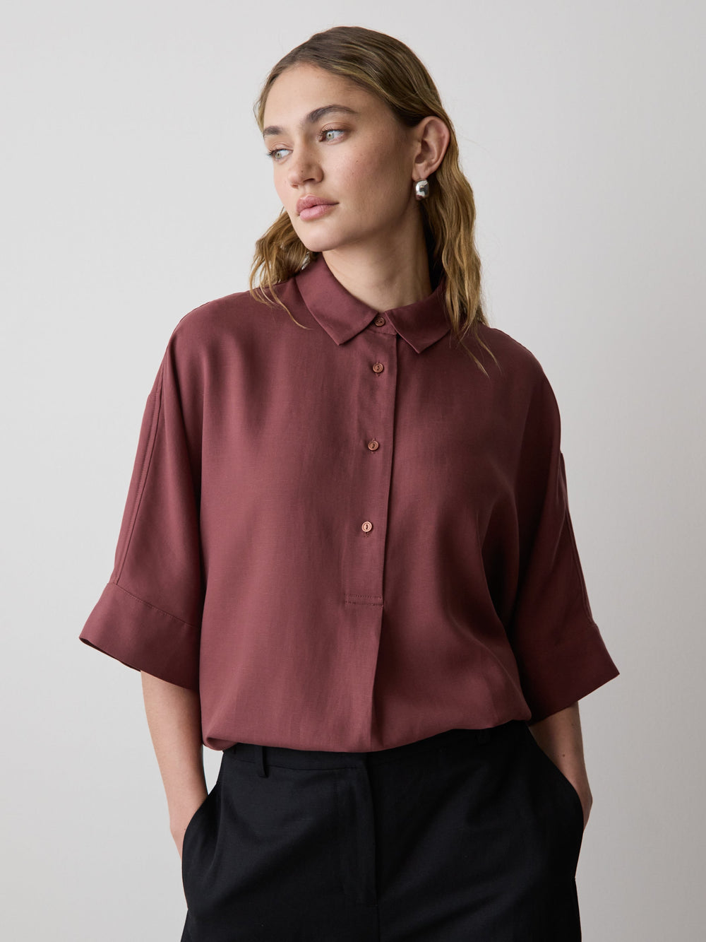 Short-Sleeve Blouse with Shirt Collar rw&co Limited Time Discount