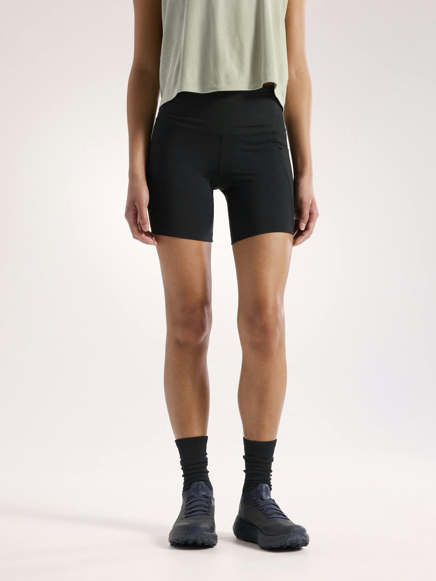 Arcteryx Essent High-Rise Utility Short 6" Women's