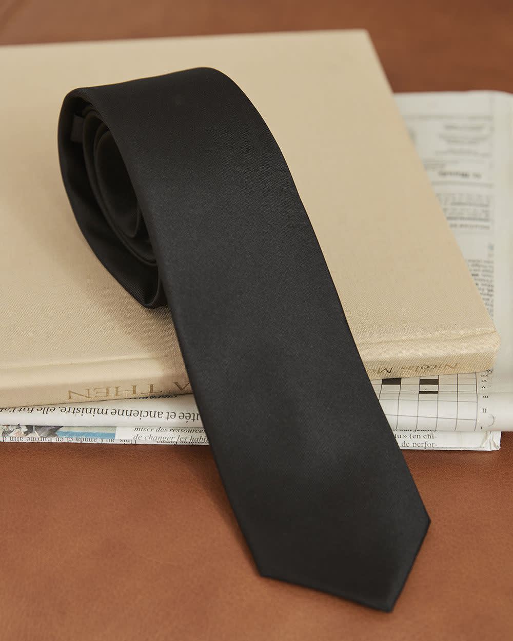 Skinny Dark Solid Tie rw&co Limited Time Discount