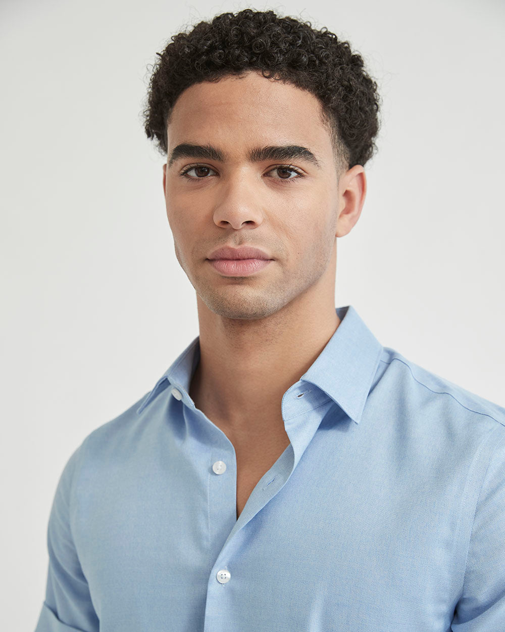 Slim Fit Performance Short Sleeve Shirt rw&co Great Value Deal