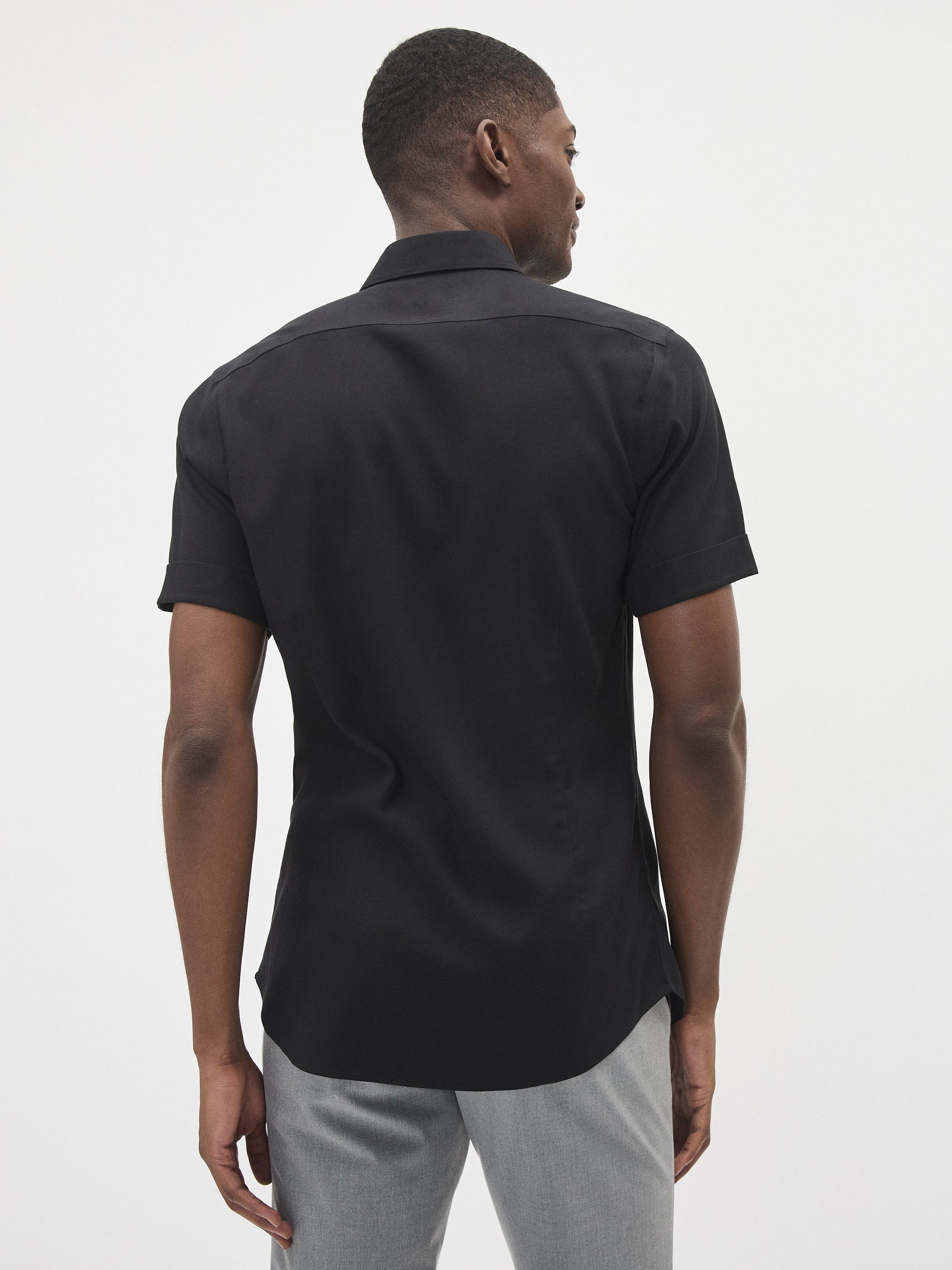 Slim Fit Performance Short Sleeve Shirt rw&co Great Value Deal