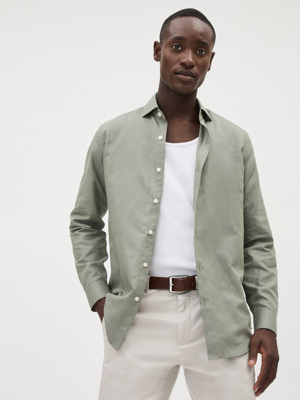 Tailored-Fit Linen Dress Shirt rw&co Great Value Deal