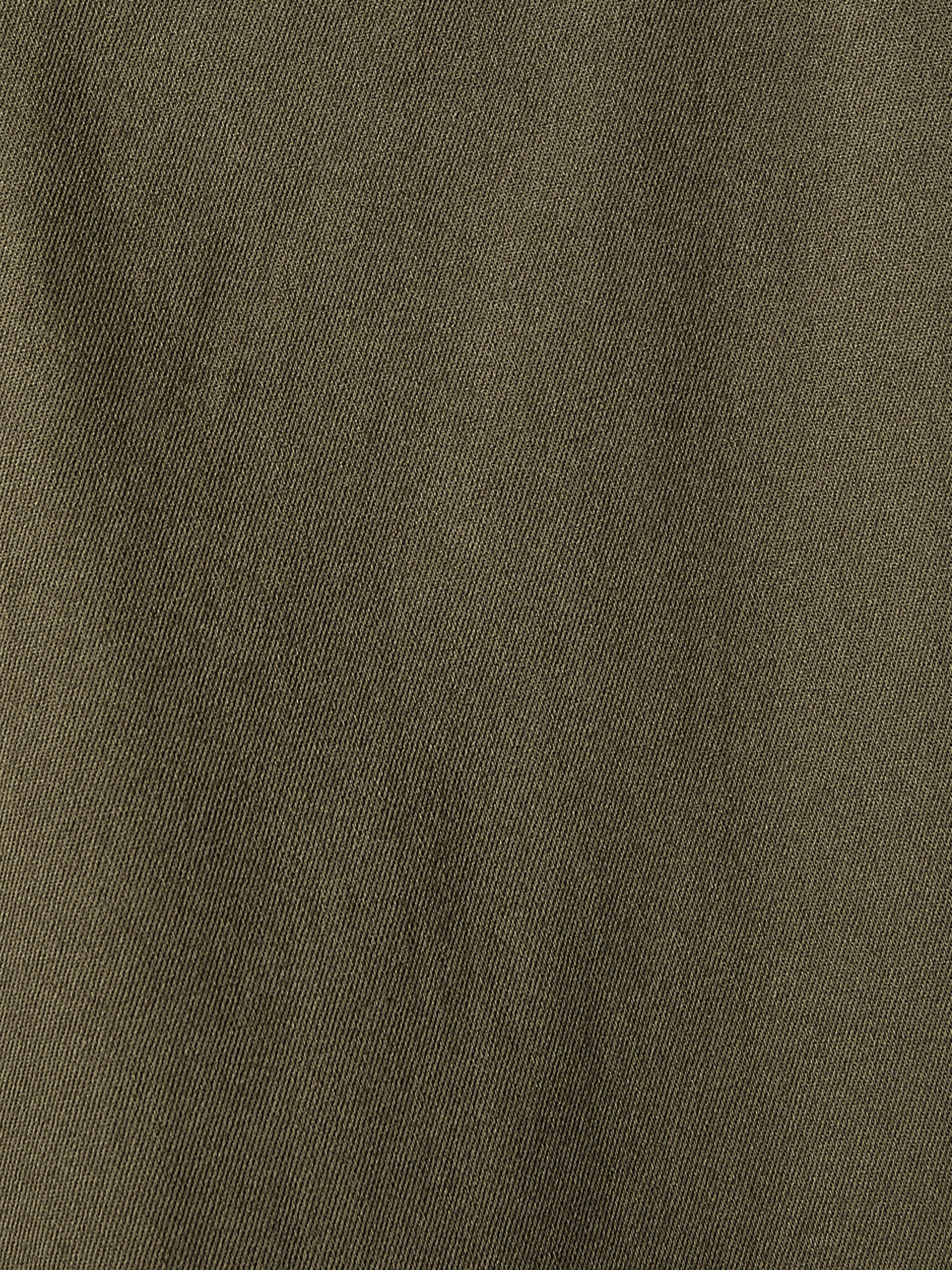 Slim-Fit Super-Stretch Chino Pant rw&co Special Offer
