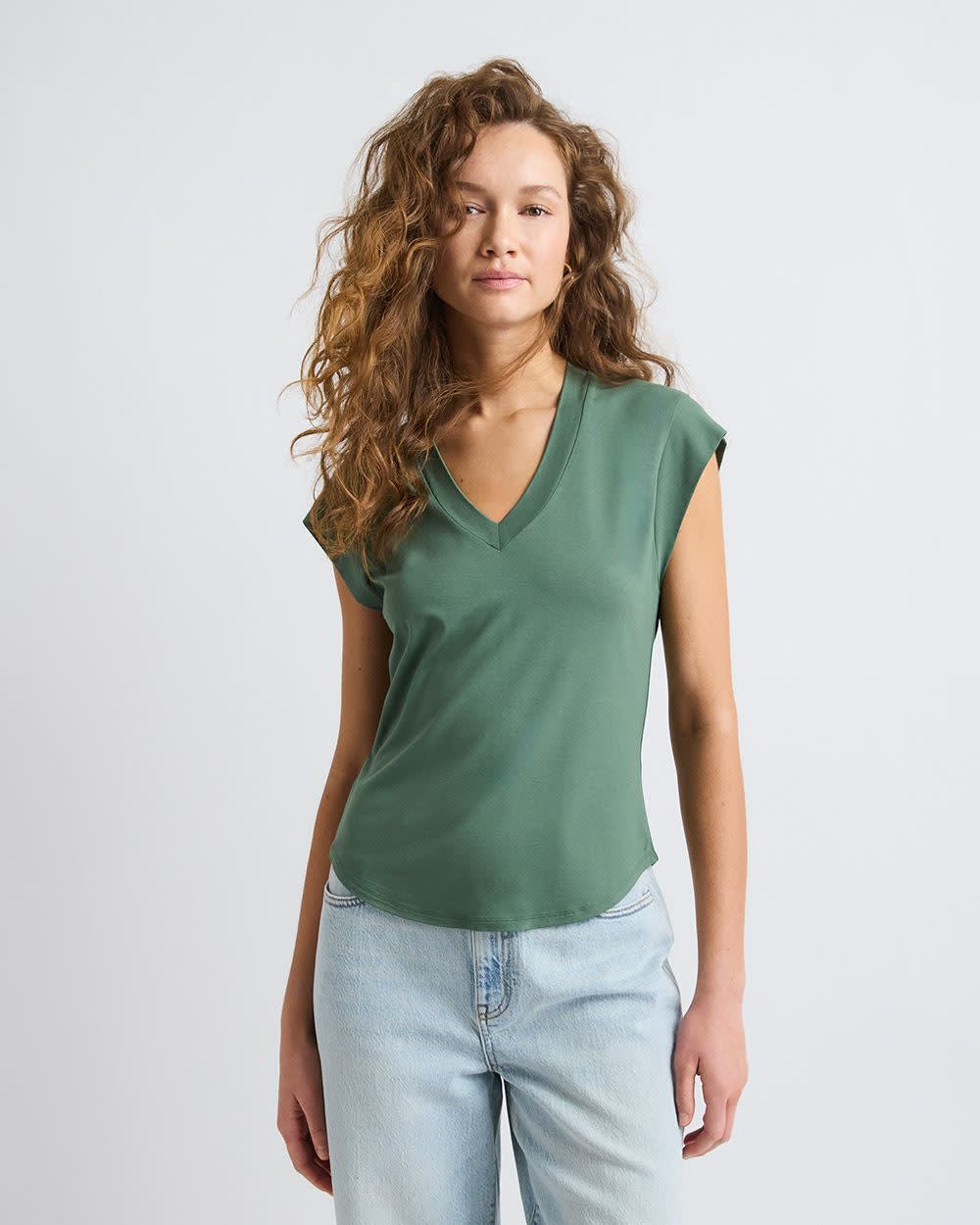 Classic-Fit Short-Sleeve V-Neck T-Shirt rw&co Great Value Deal