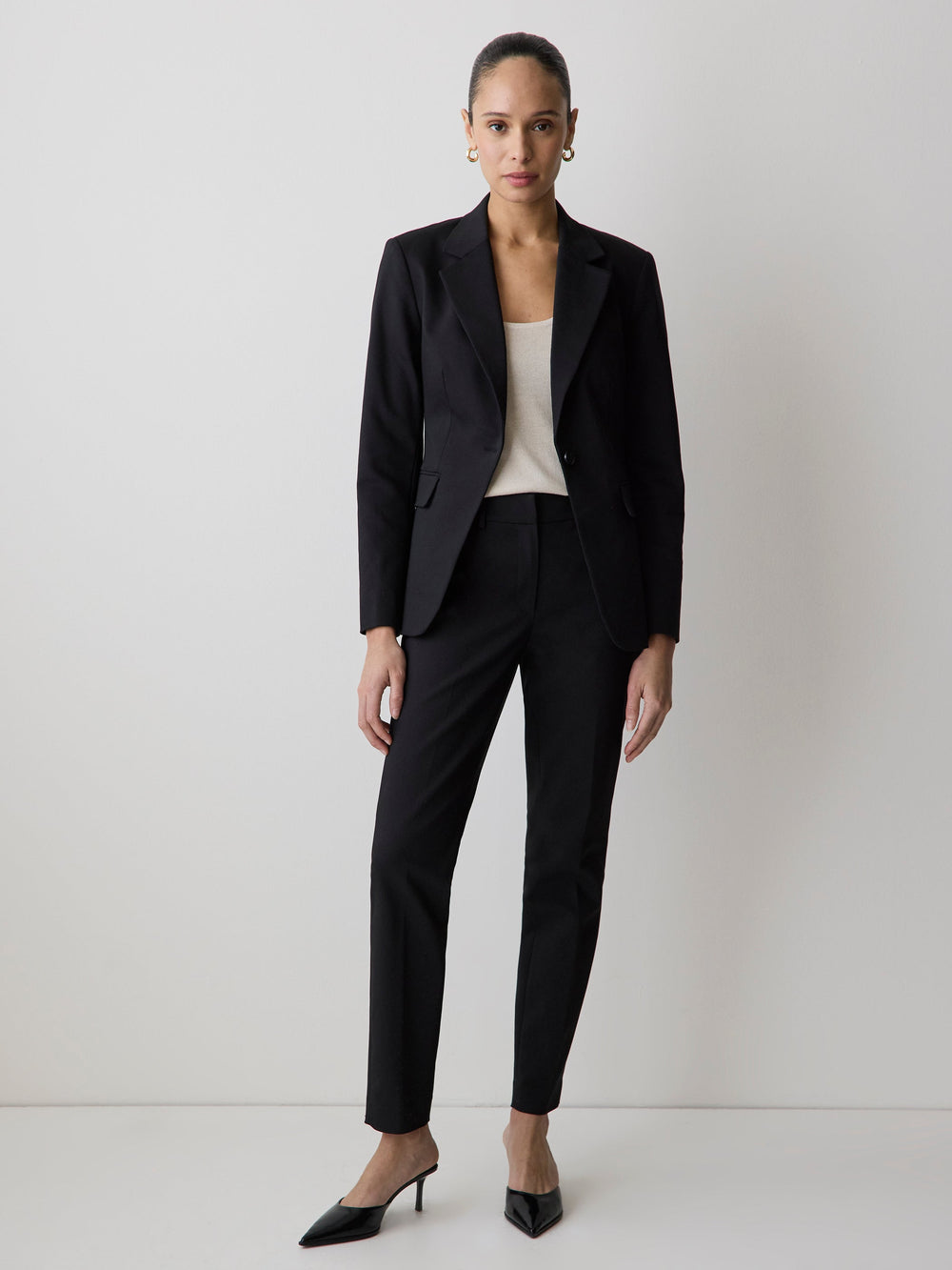 Limitless Black Mid-Rise Slim-Leg Curvy Ankle Pant rw&co On Sale