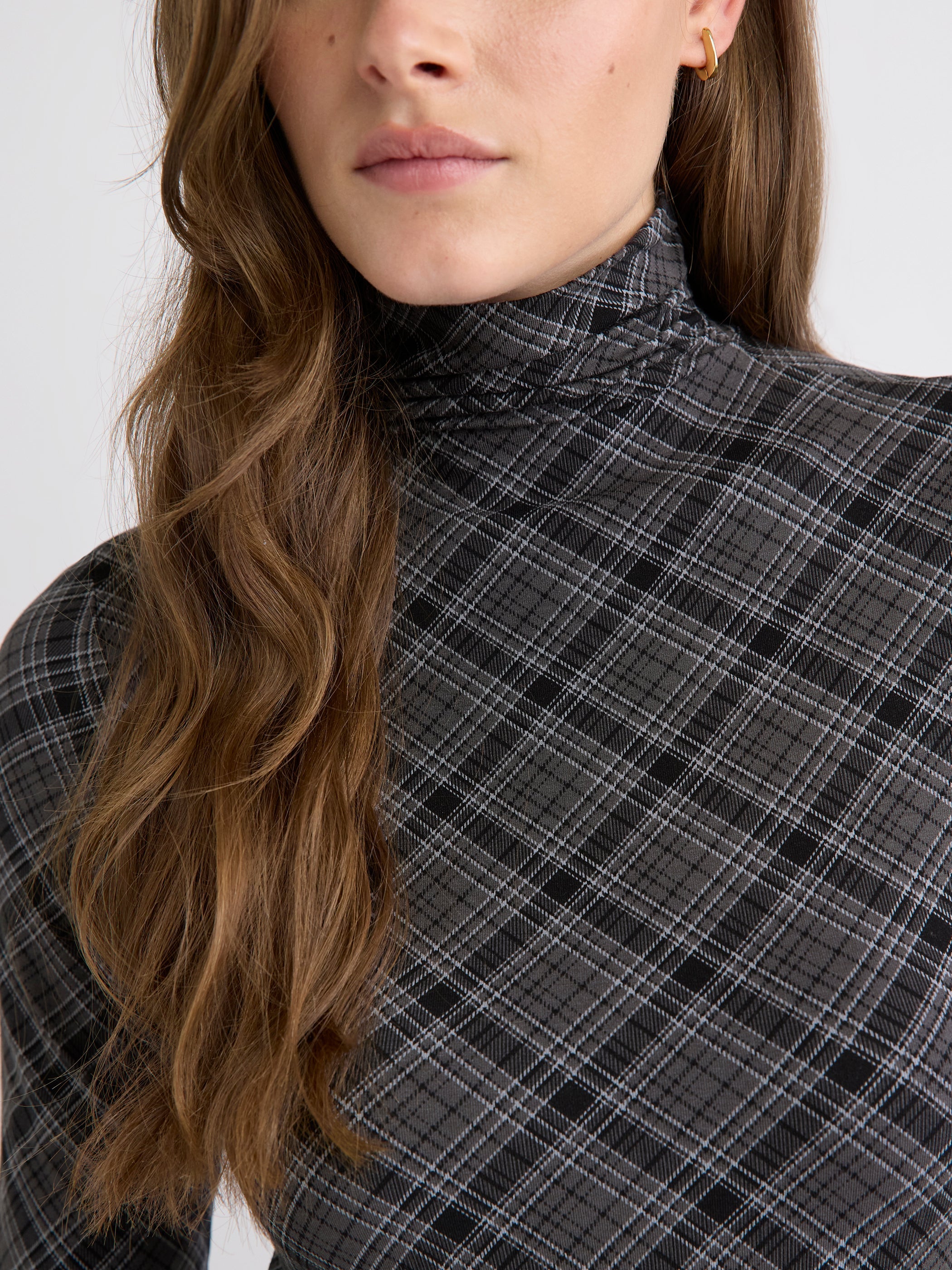 Fitted Long-Sleeve Mock-Neck Tee rw&co Exclusive Sale Price