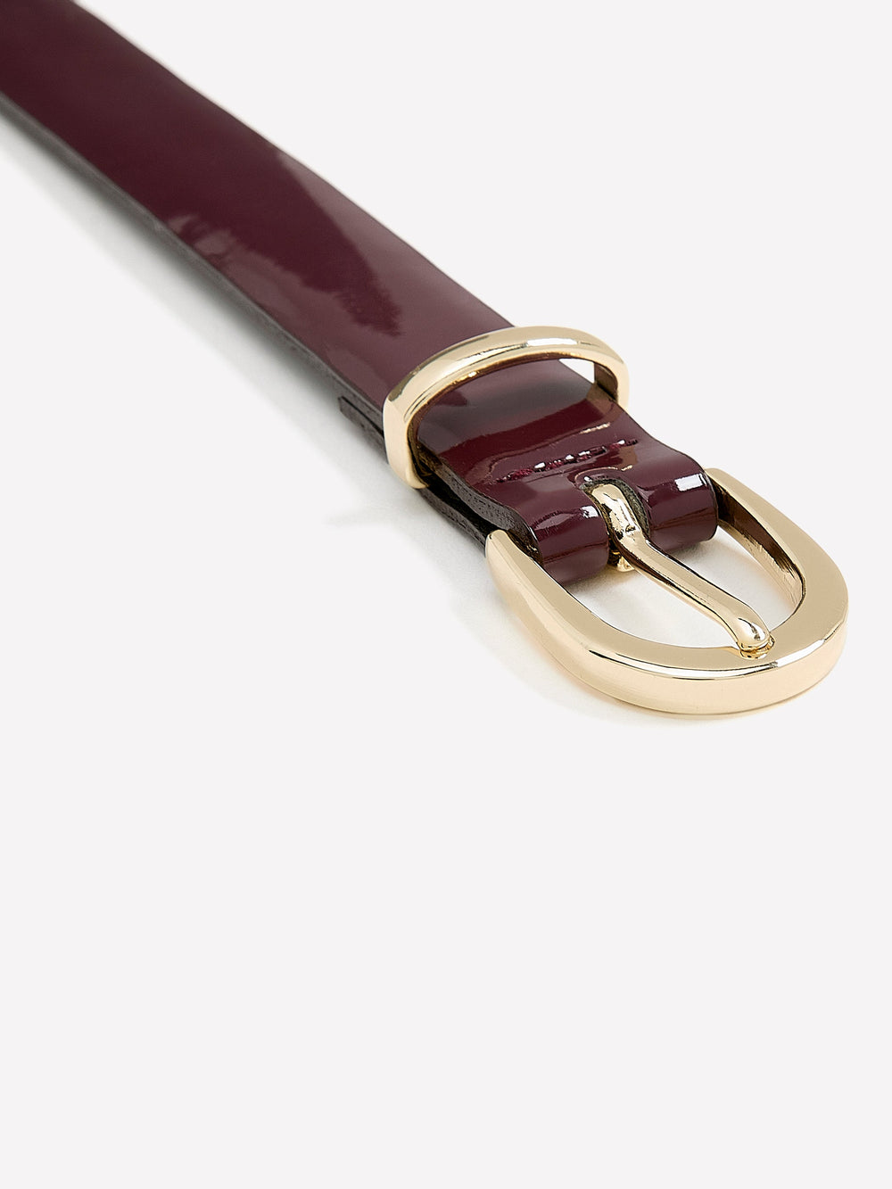 Skinny Leather Belt with Oval Buckle rw&co On Sale