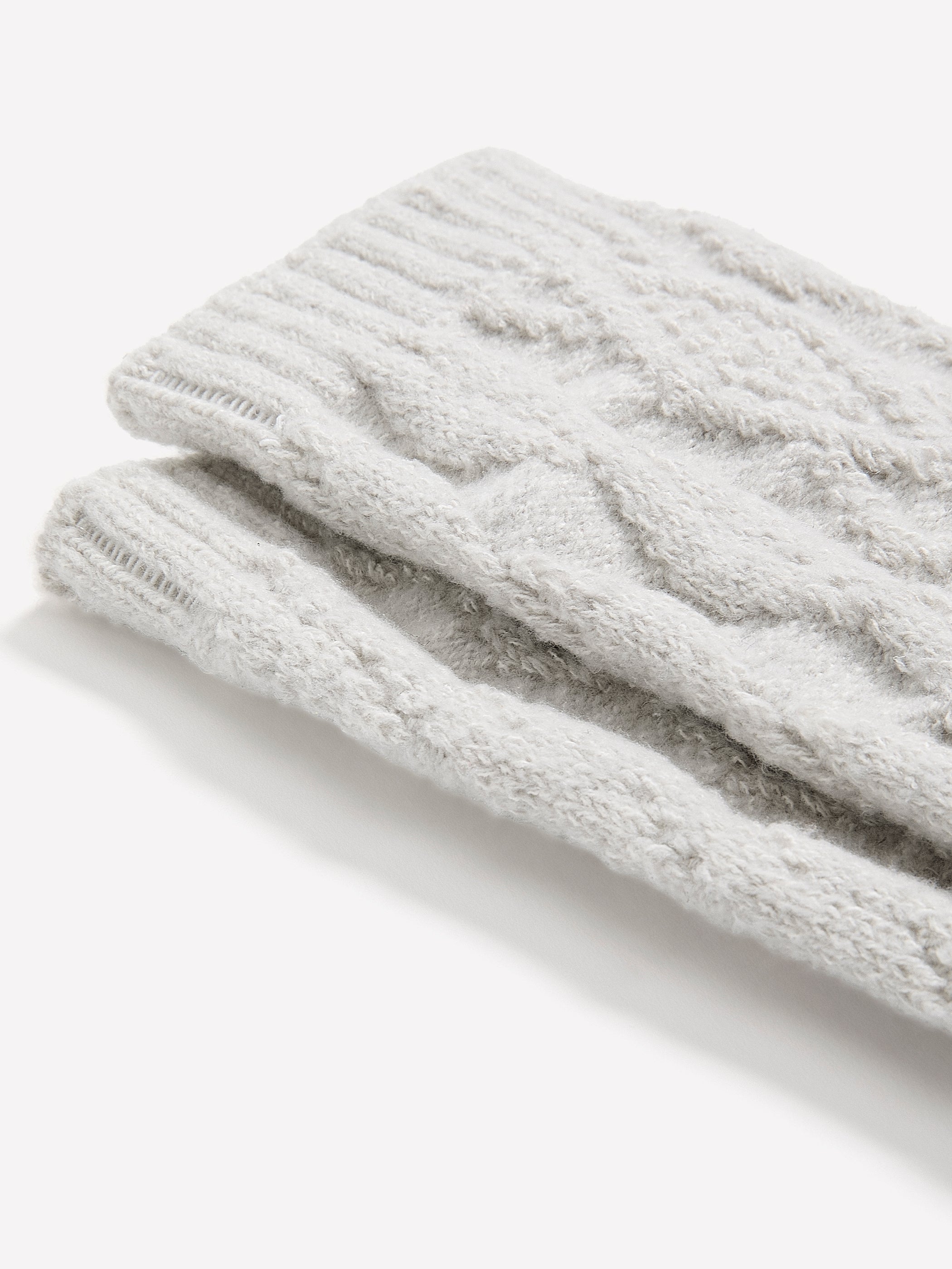 Super-Soft Crew Socks with Cable Stitches rw&co On Sale