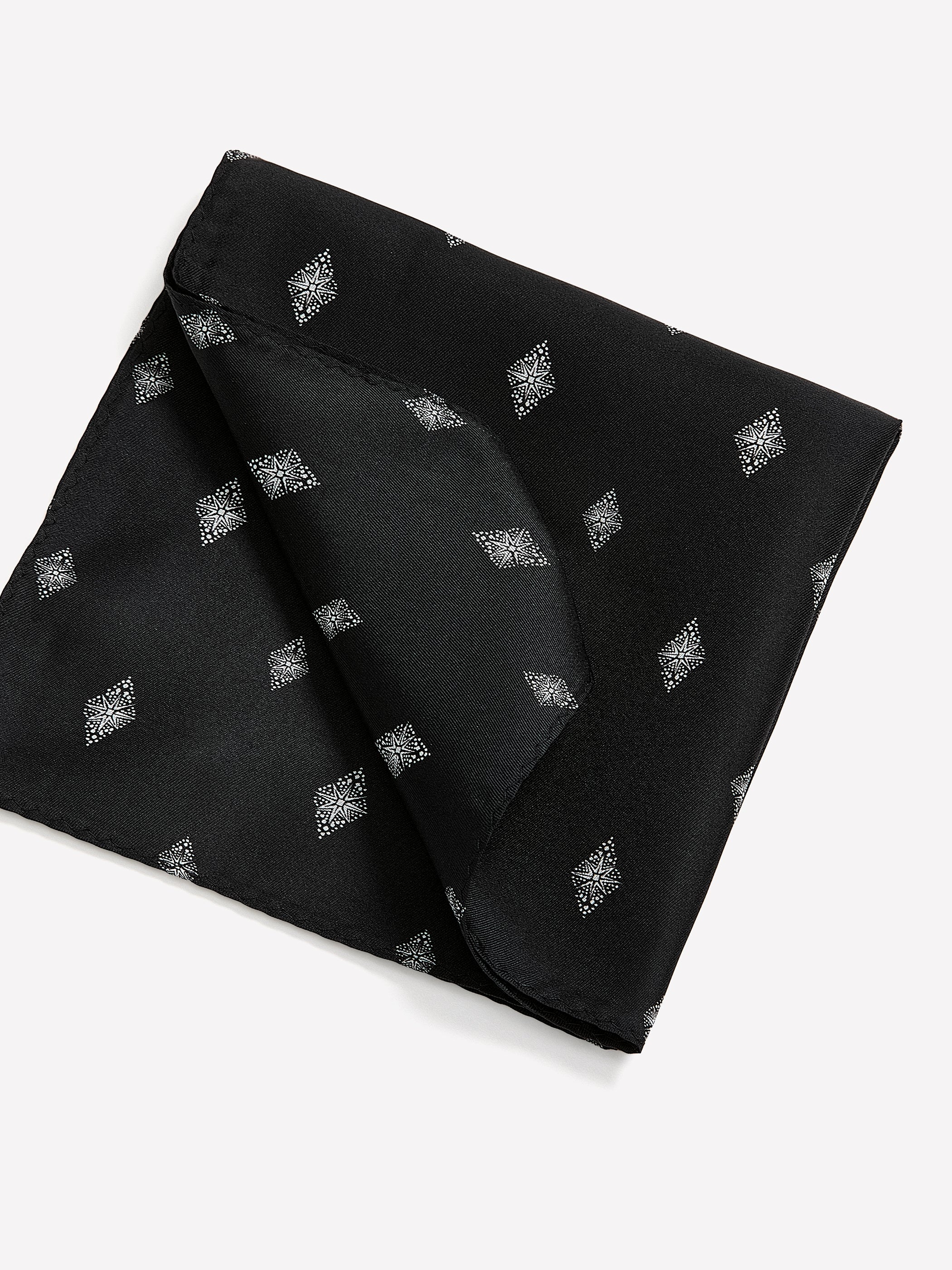 Handkerchief with Diamond Pattern rw&co Great Value Deal