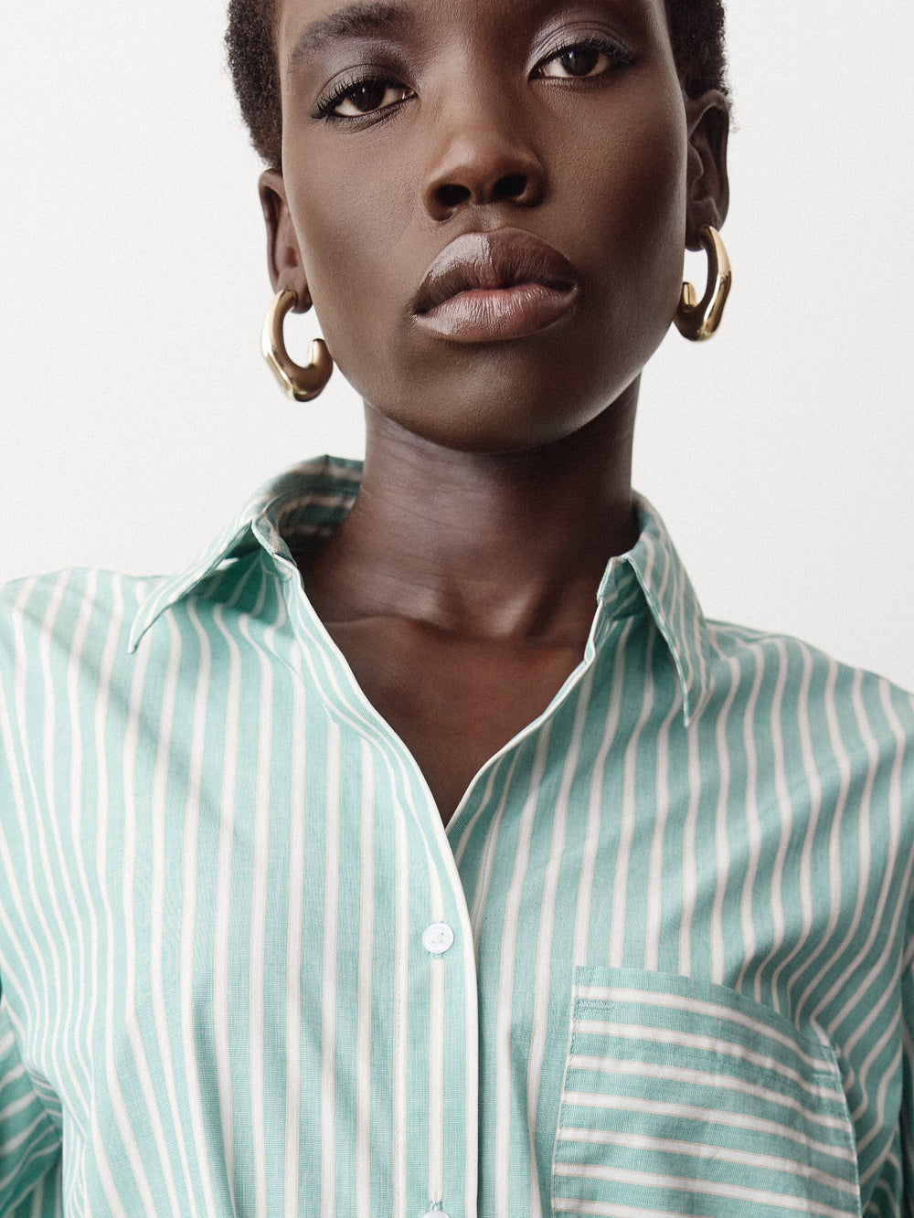 Sculptural Hoops rw&co Great Value Deal
