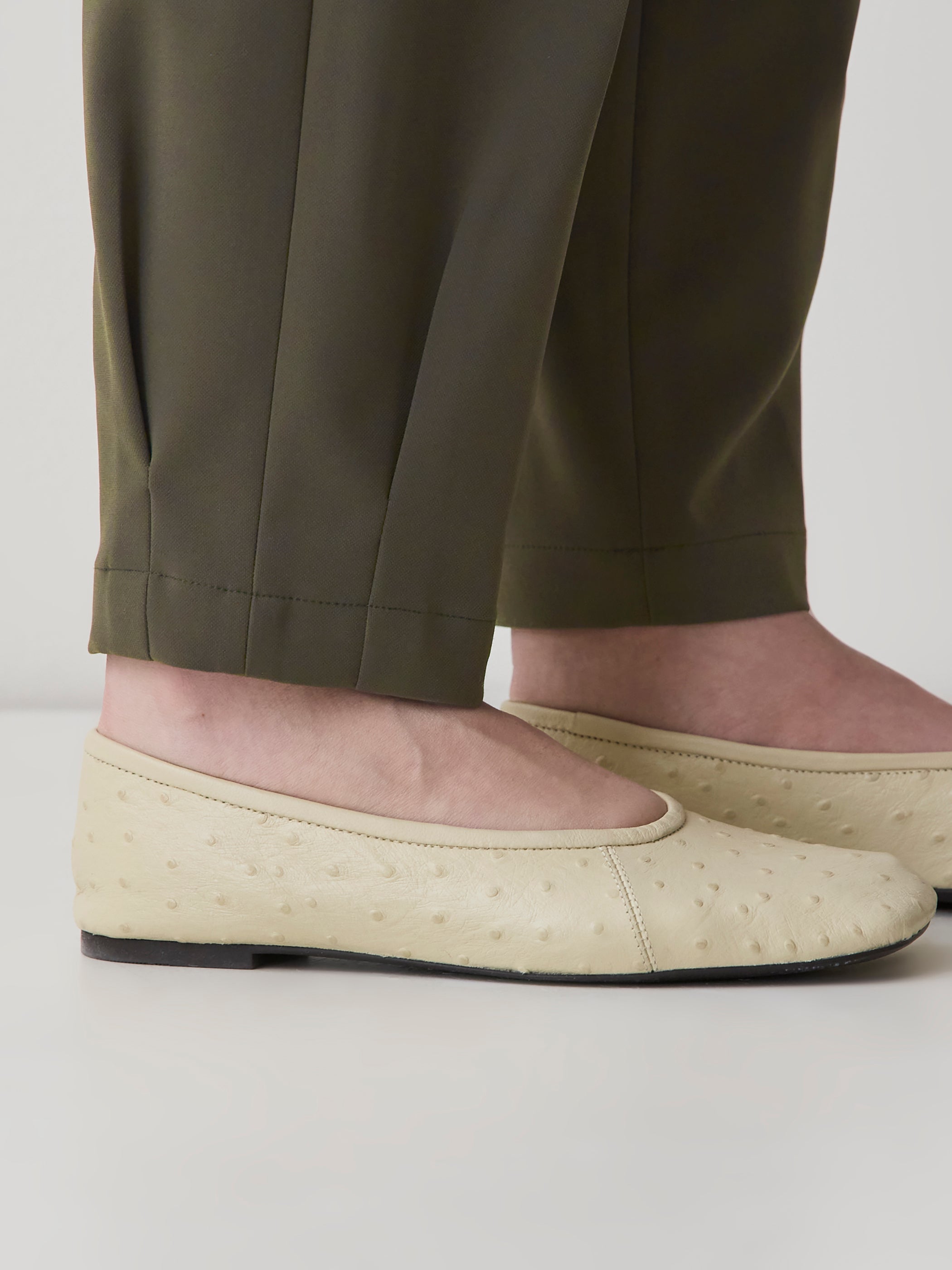 Mid-Rise Tapered-Leg Flowy Jogger Pant rw&co Limited Time Discount