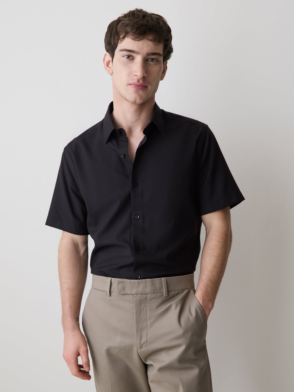 Short-Sleeve Slim Fit Knit-Like Dress Shirt rw&co Special Promo Price
