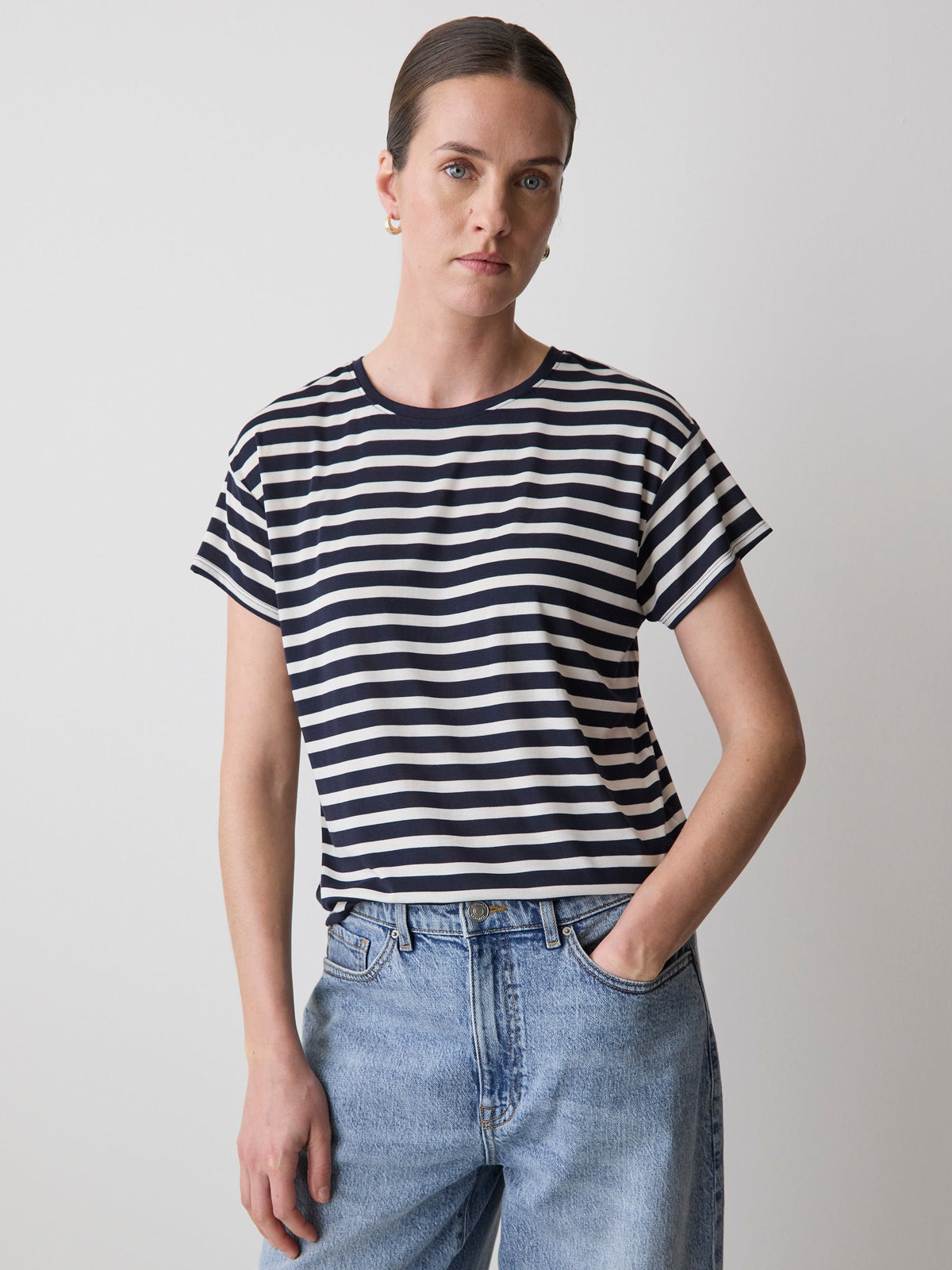 Short-Sleeve Crew-Neck Boxy Tee rw&co Special Promo Price