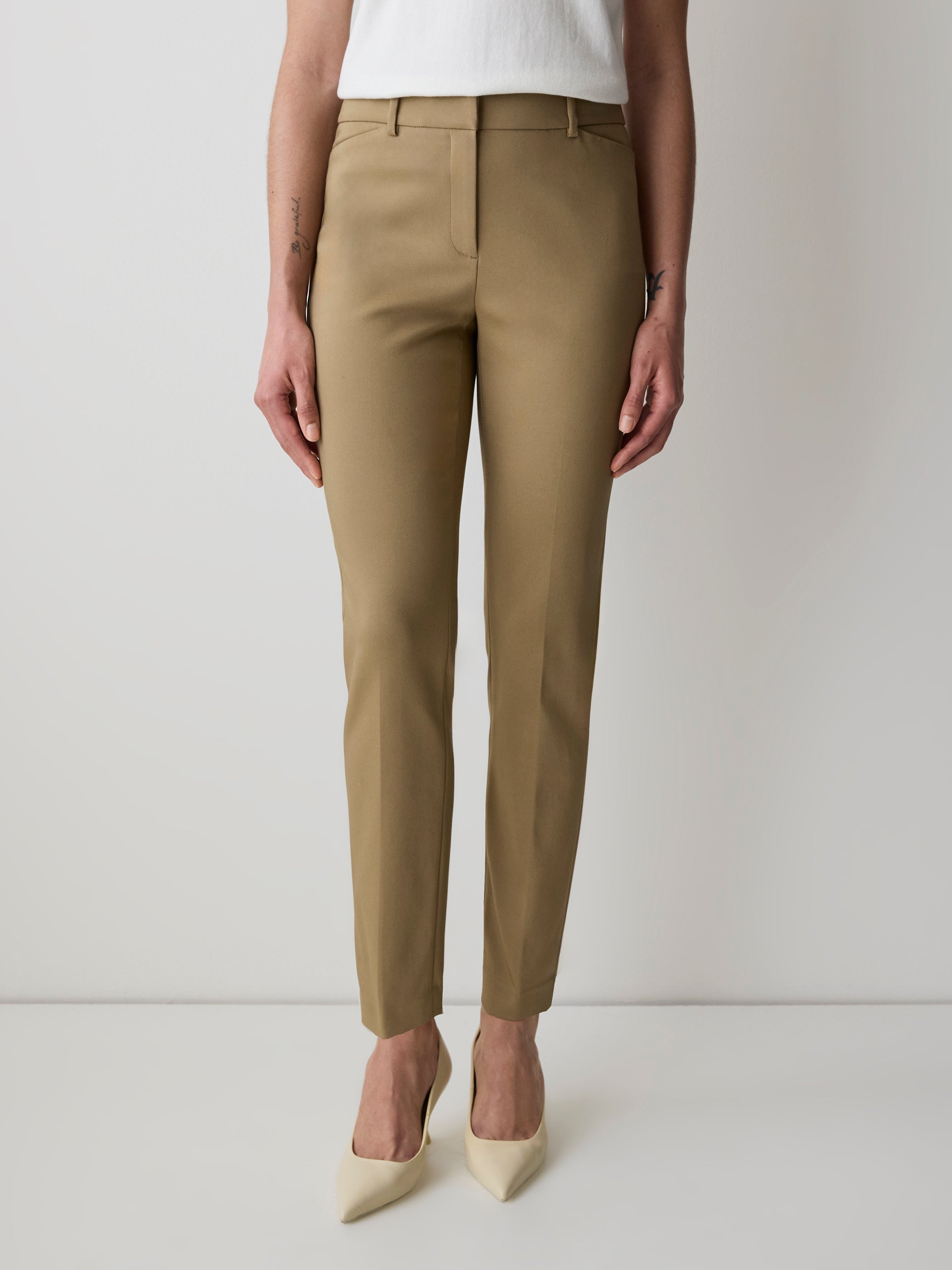 Limitless Mid-Rise Slim-Leg Signature Fit Pant rw&co Great Value Deal