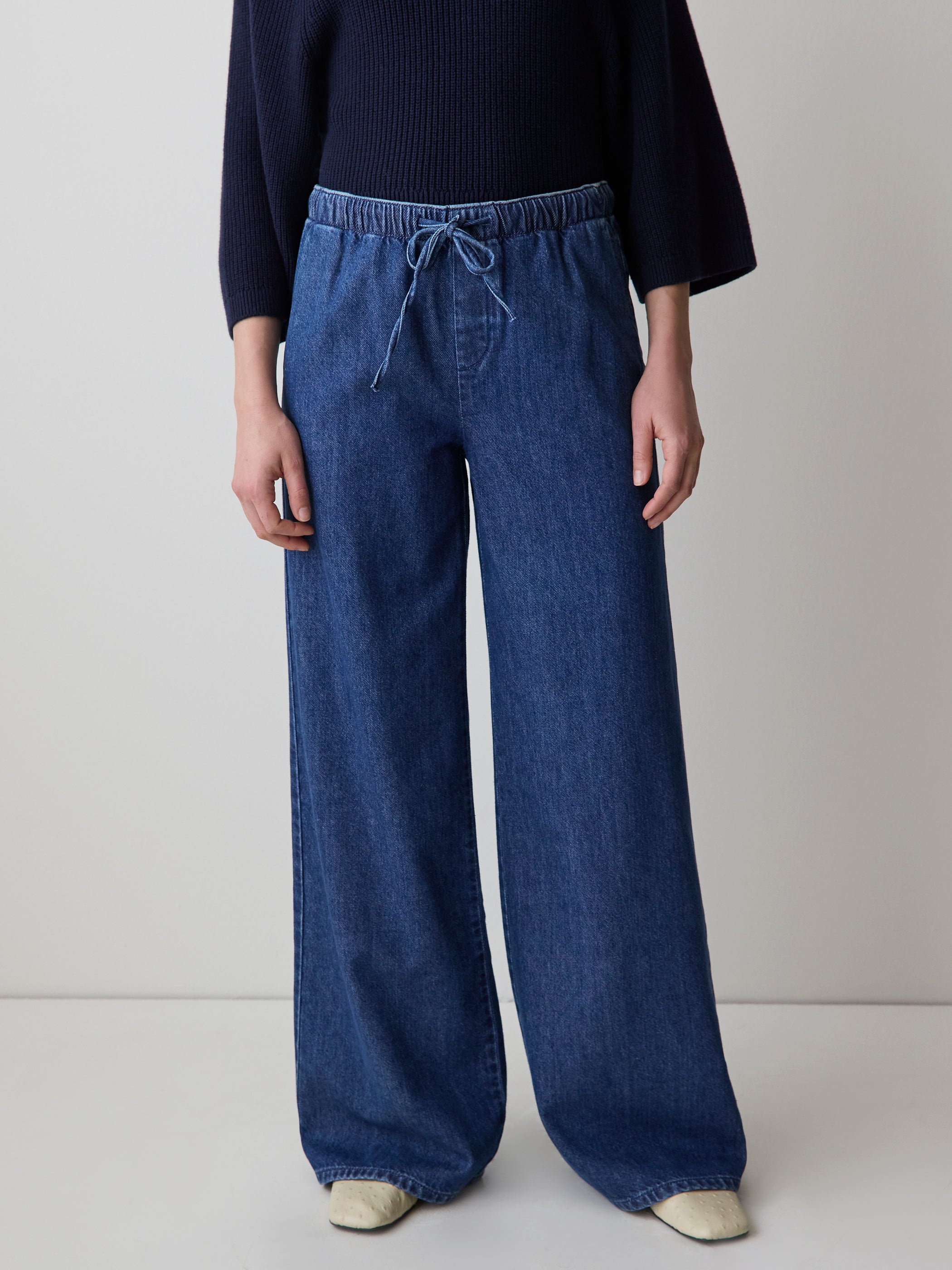Wide-Leg Denim Pants with Elastic Waistband rw&co On Sale