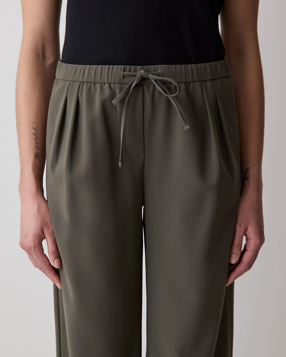 Pull-On Mid-Rise Wide-Leg Pant rw&co Special Offer
