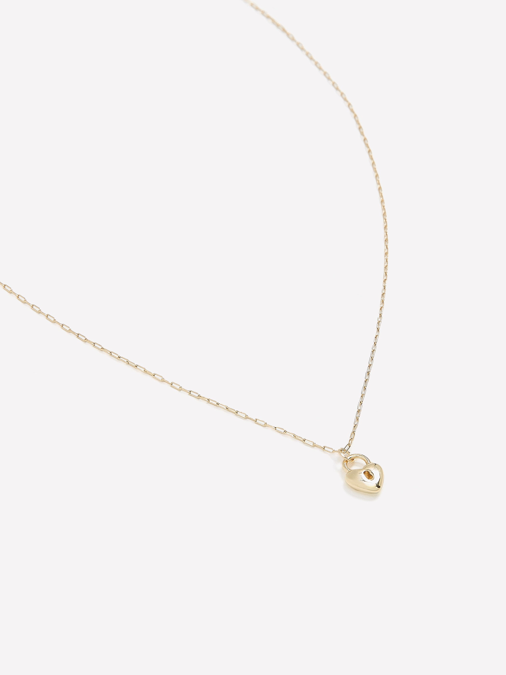 Delicate Chain Necklace with Heart Locket rw&co Special Offer