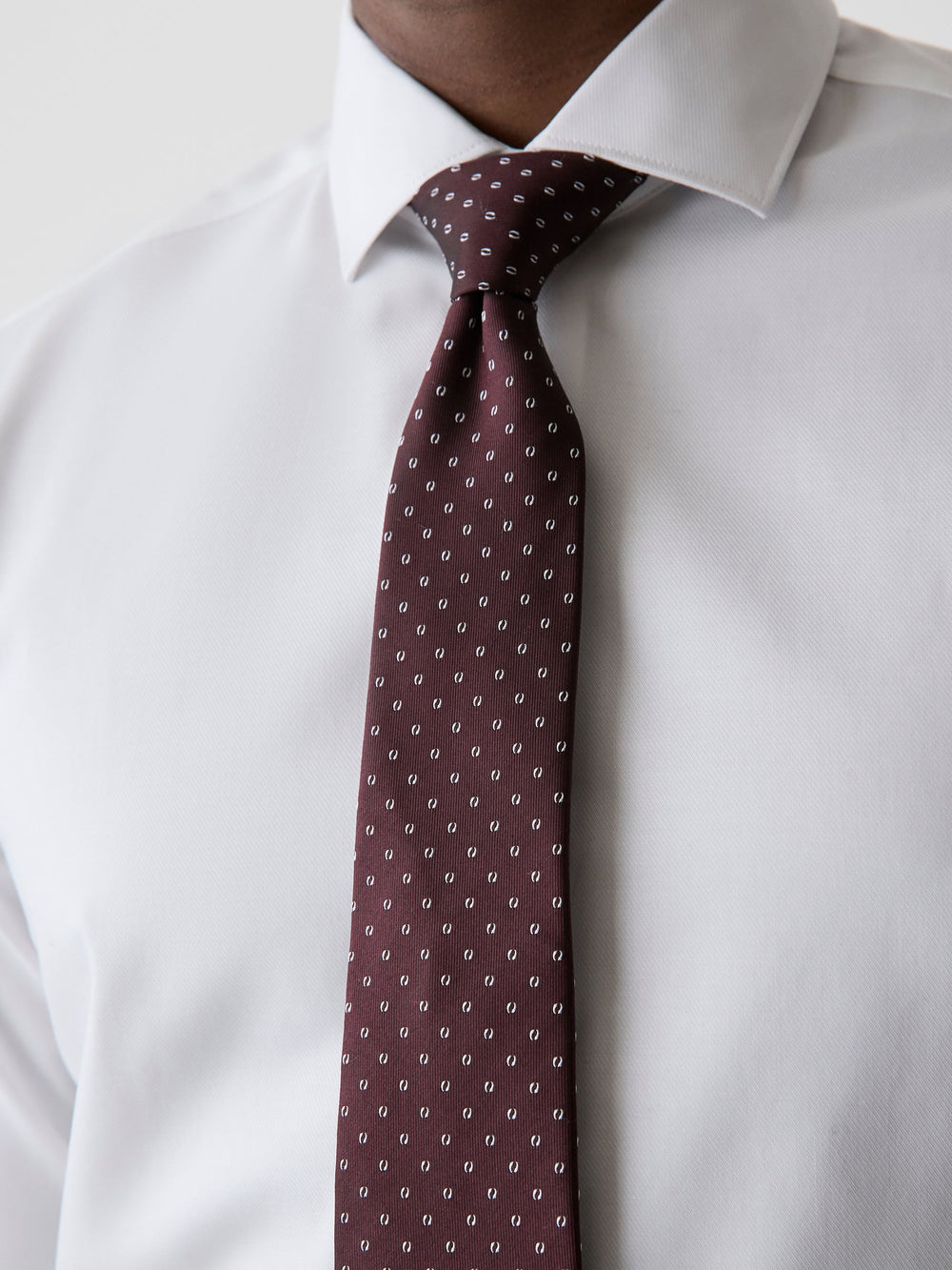 Burgundy Regular Tie with Geometric Pattern rw&co Great Value Deal