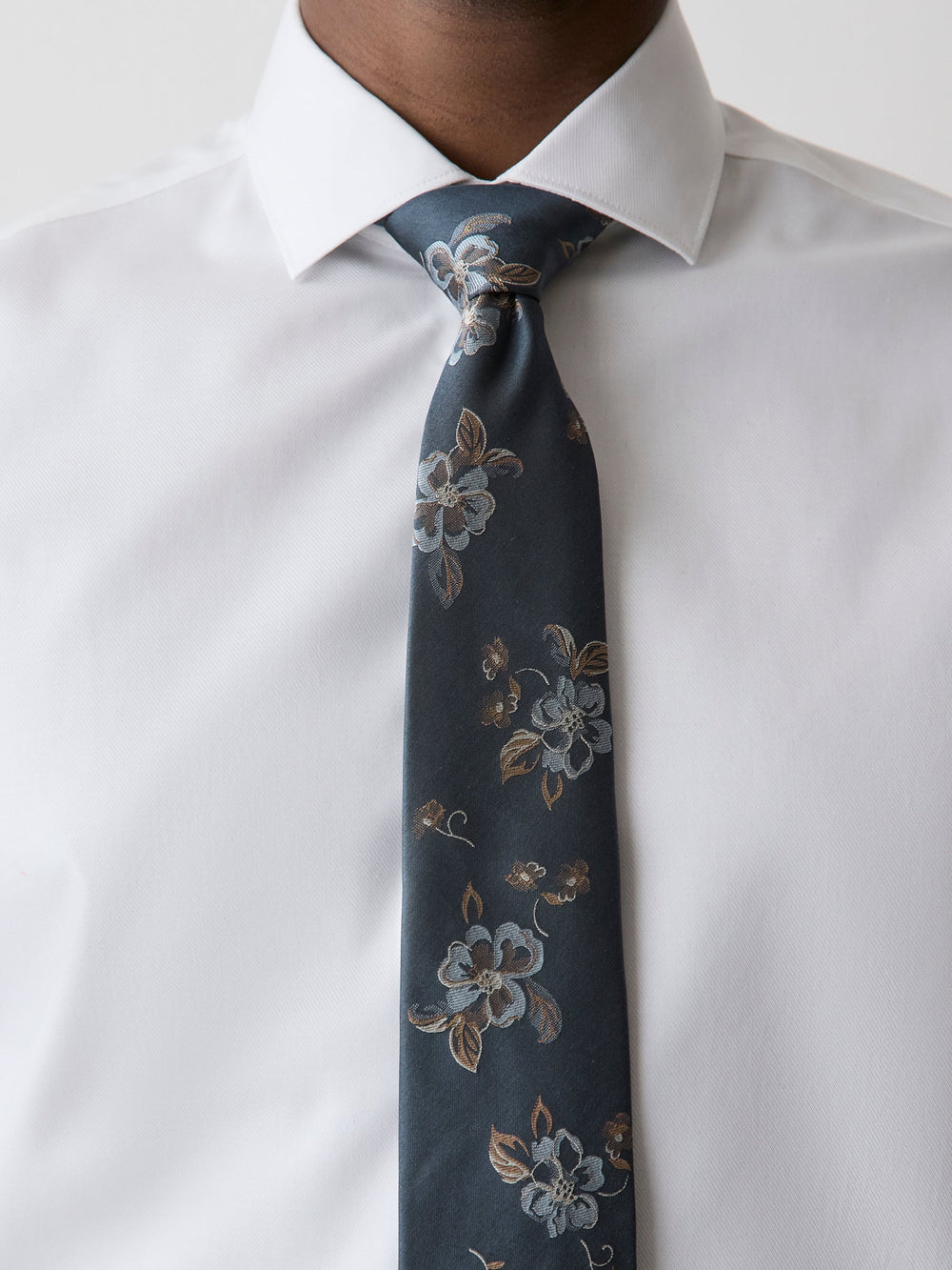 Regular Tie with Floral Pattern rw&co Special Promo Price