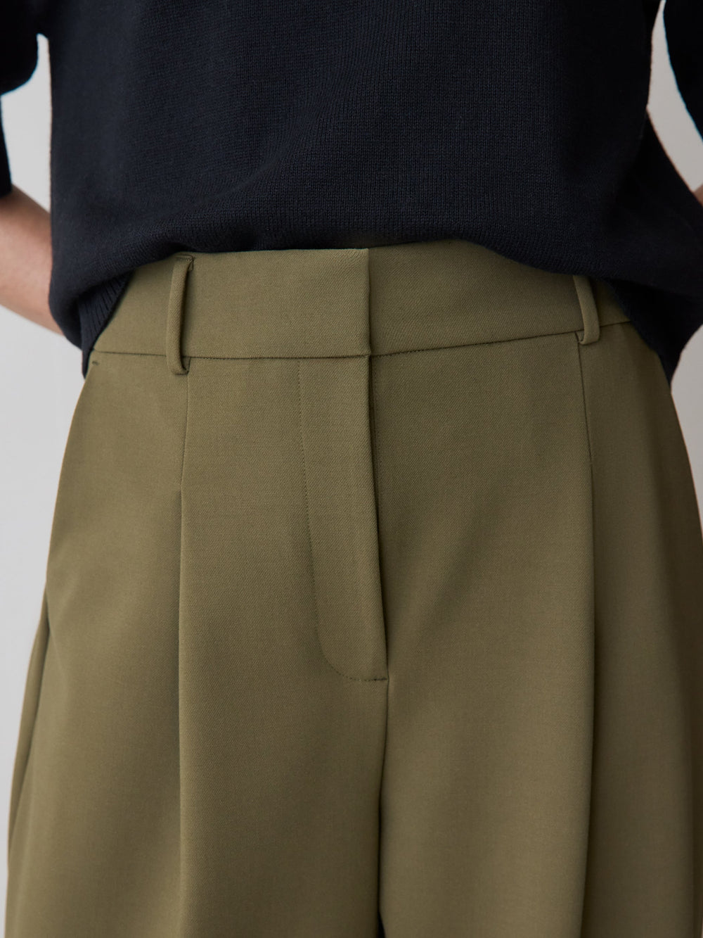 Twill High-Rise Barrel Pant rw&co On Sale