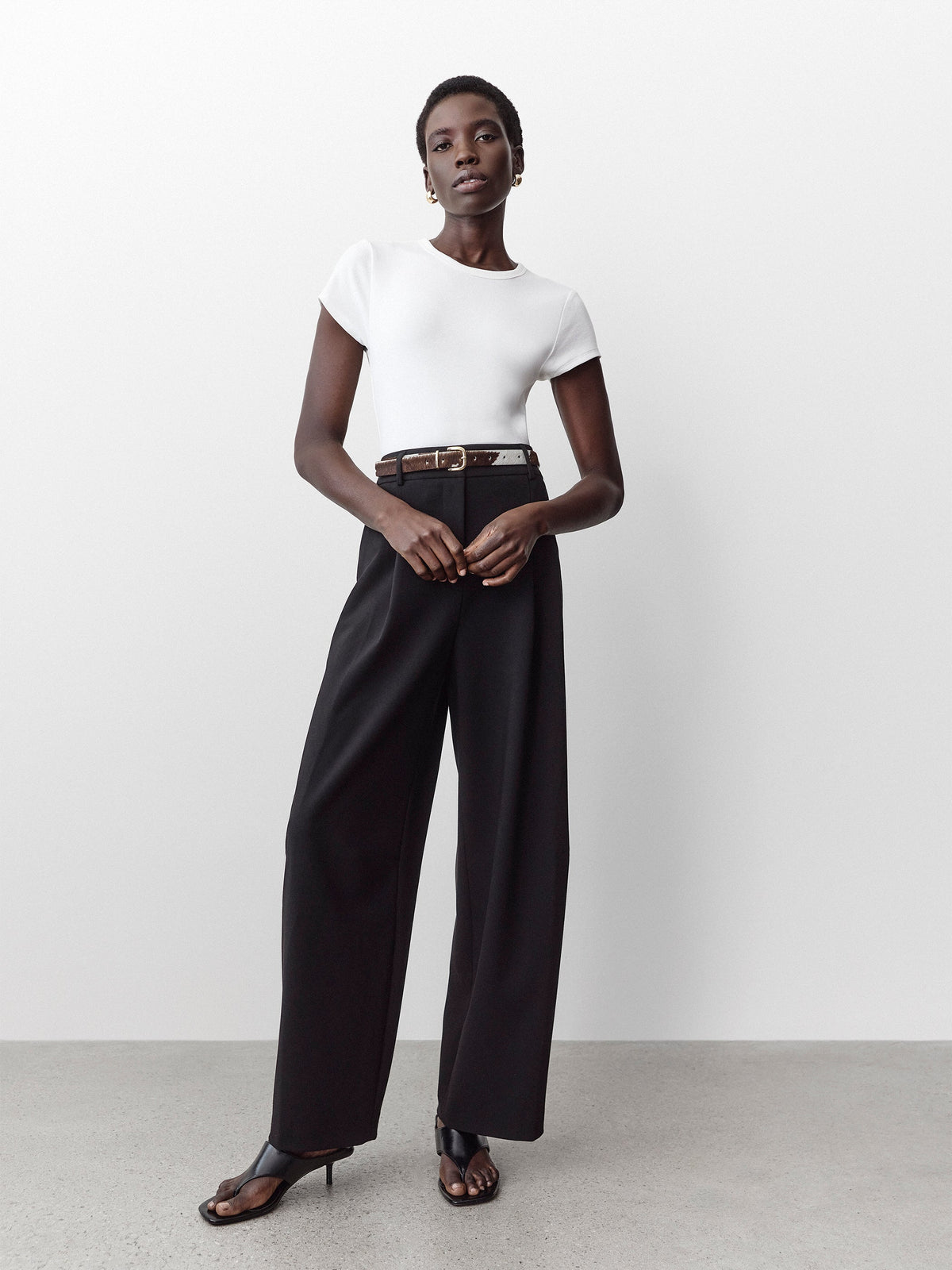 Twill High-Rise Barrel Pant rw&co On Sale