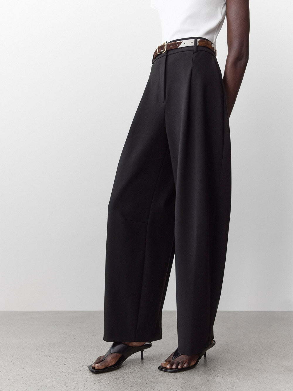 Twill High-Rise Barrel Pant rw&co On Sale