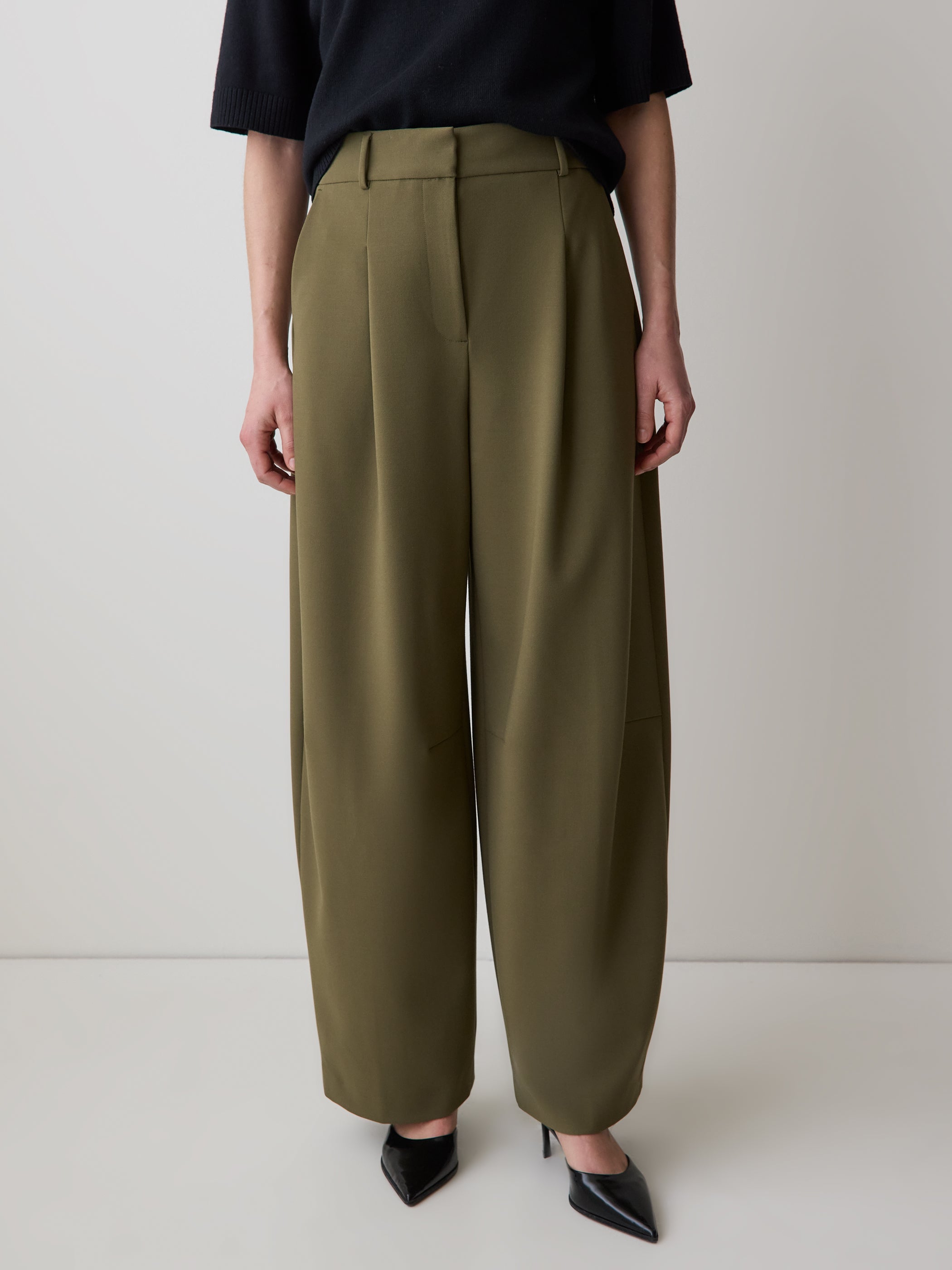 Twill High-Rise Barrel Pant rw&co On Sale