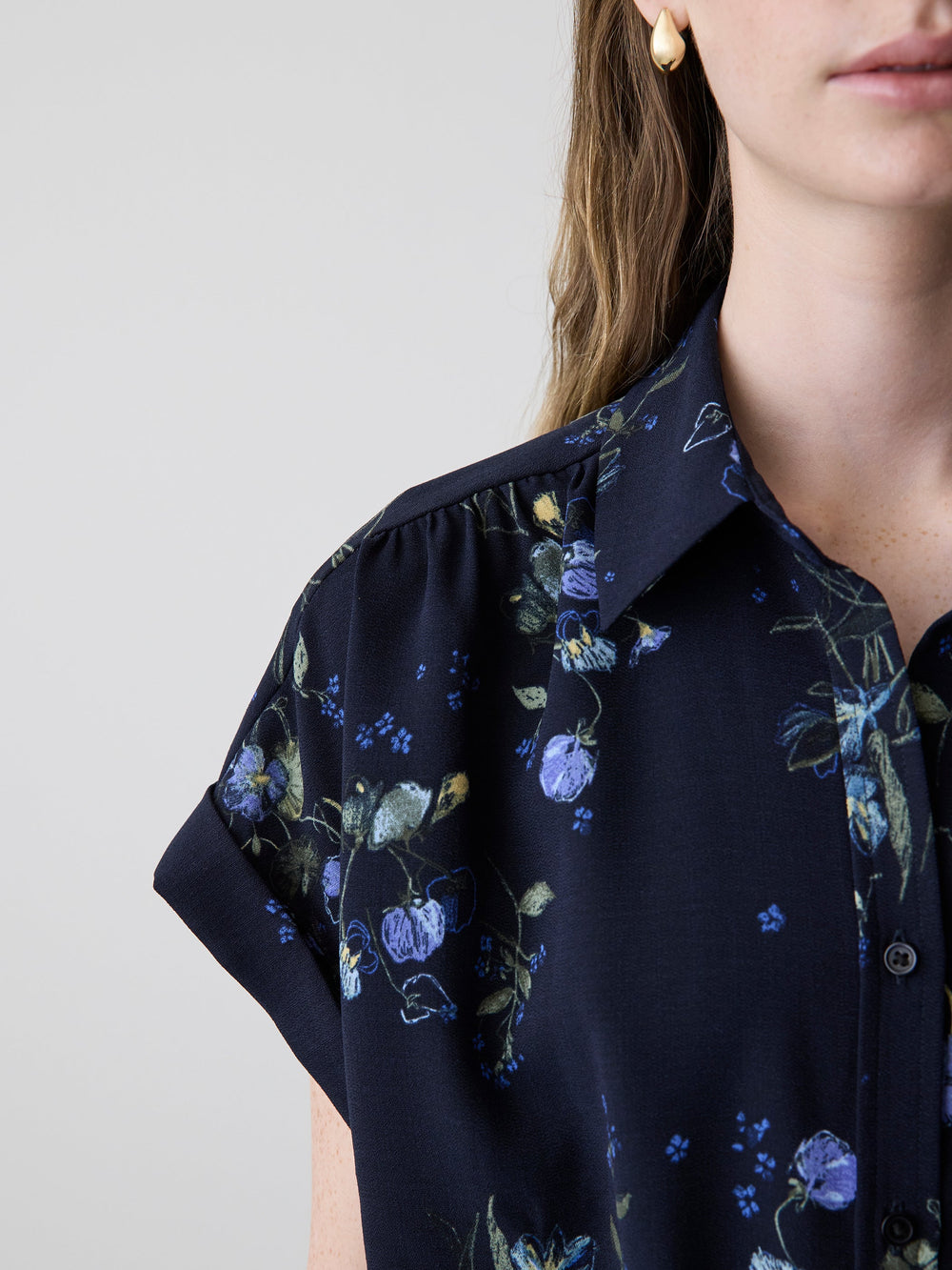 Short-Sleeve Buttoned-Down Blouse rw&co On Sale