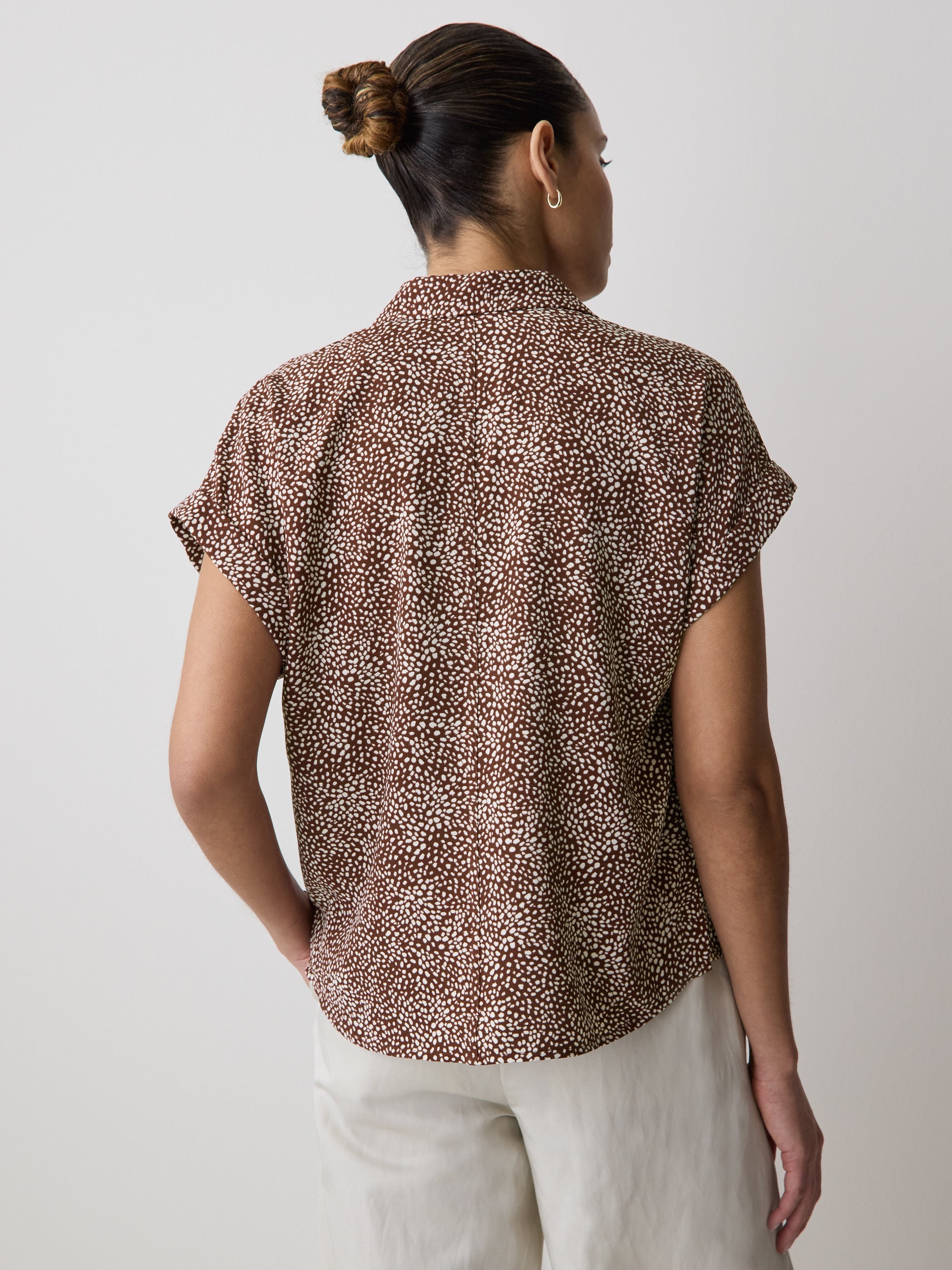Short-Sleeve Buttoned-Down Blouse rw&co On Sale