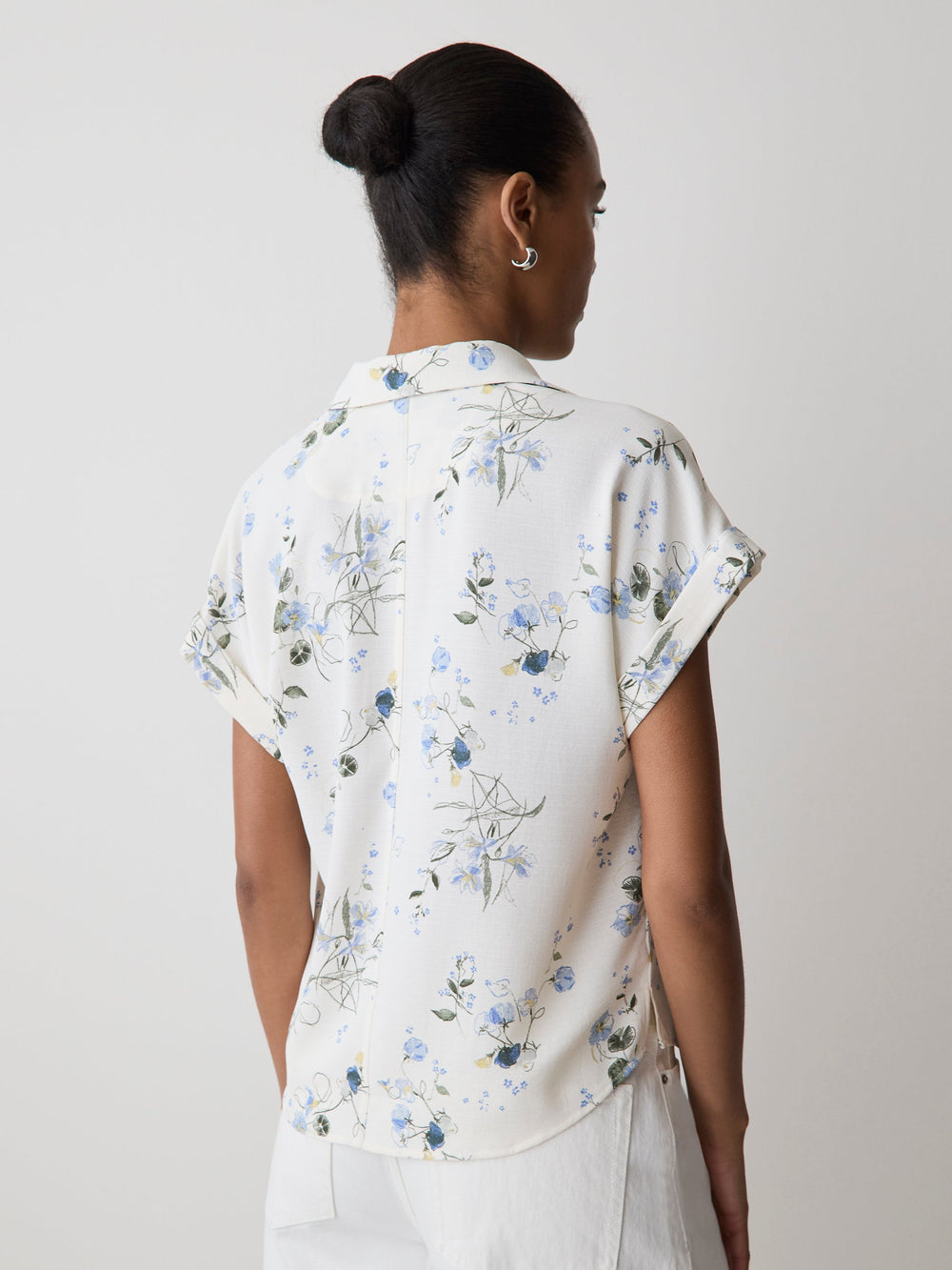 Short-Sleeve Buttoned-Down Blouse rw&co On Sale