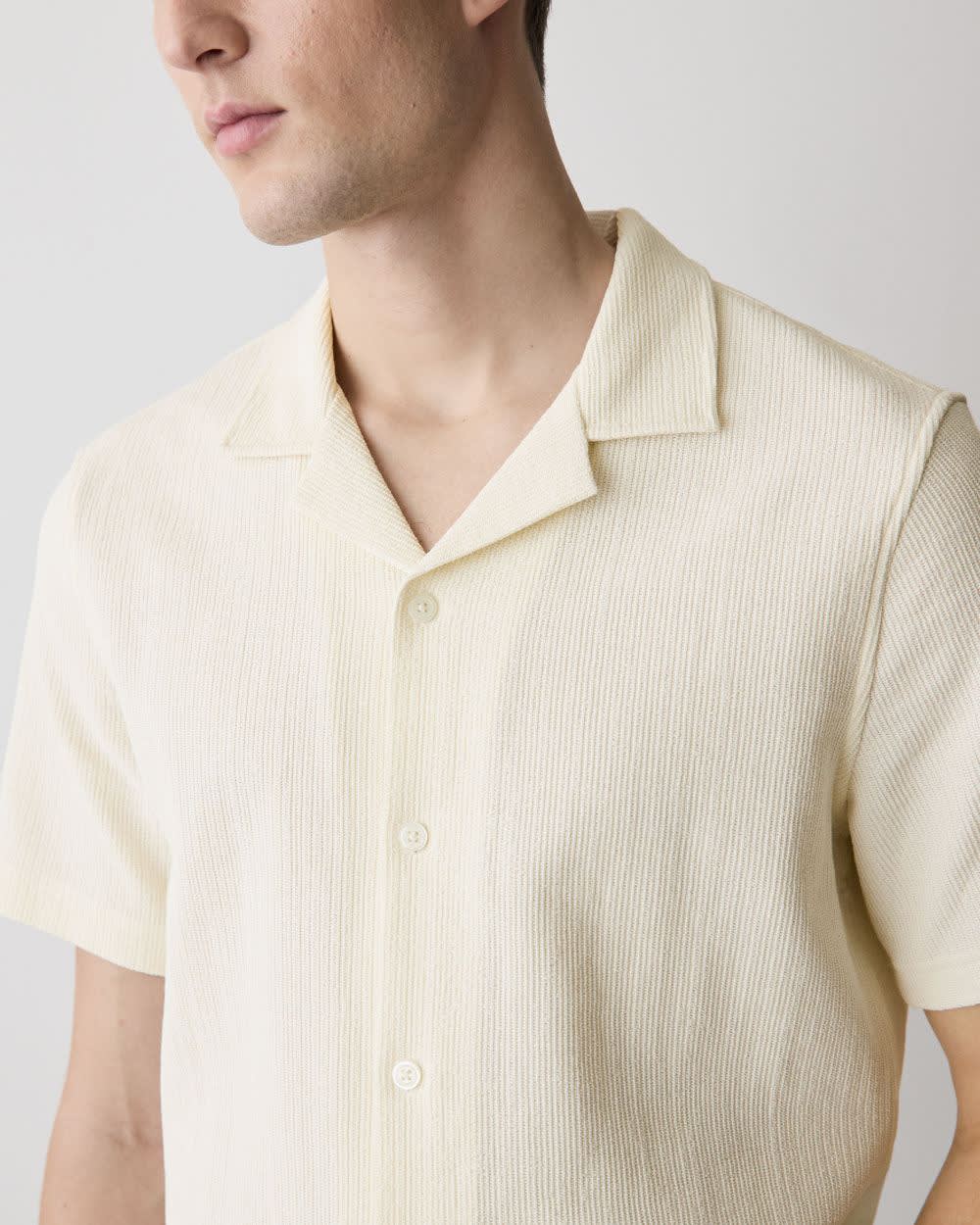 Short-Sleeve Textured Shirt with Camp Collar rw&co Limited Time Discount