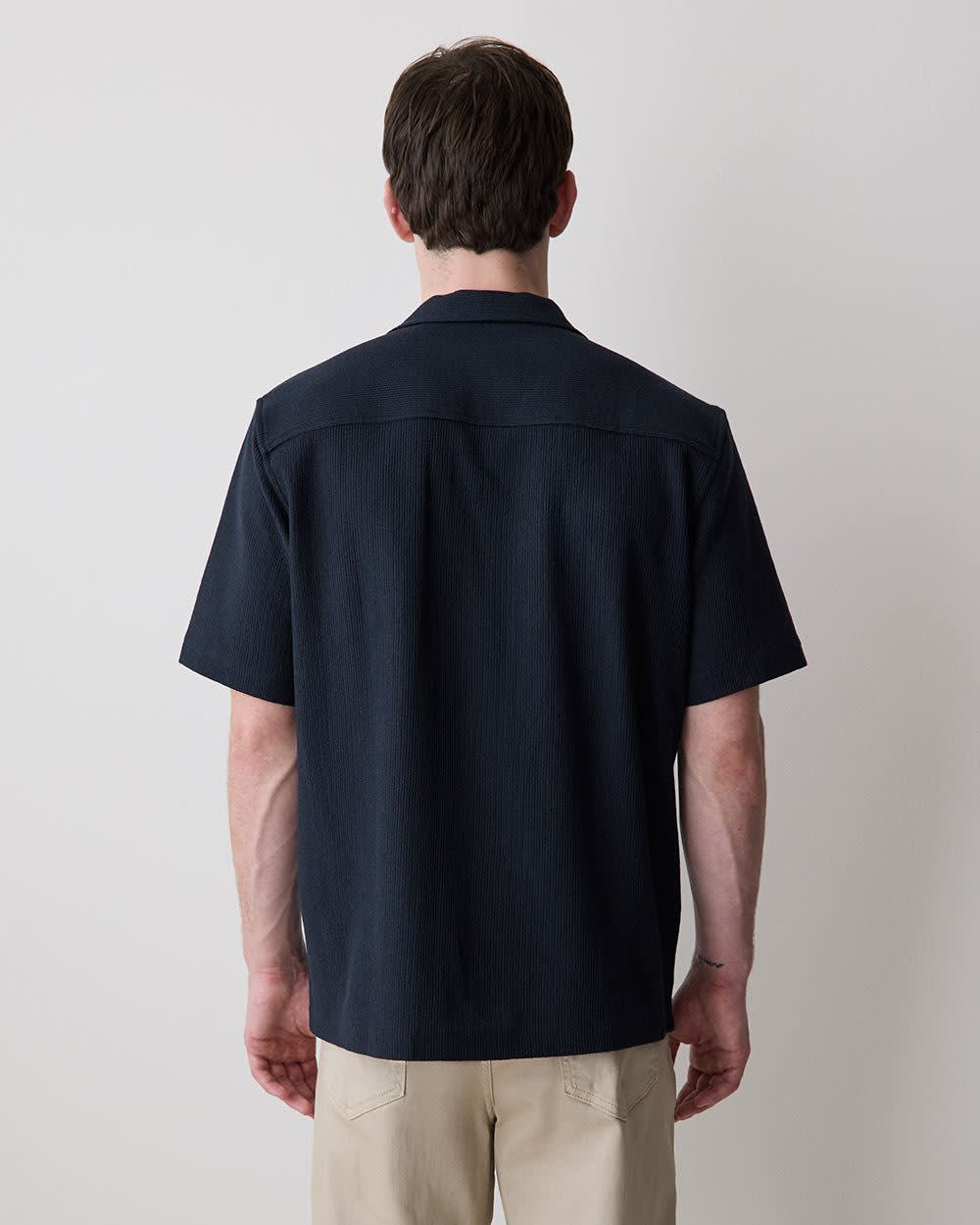 Short-Sleeve Textured Shirt with Camp Collar rw&co Limited Time Discount