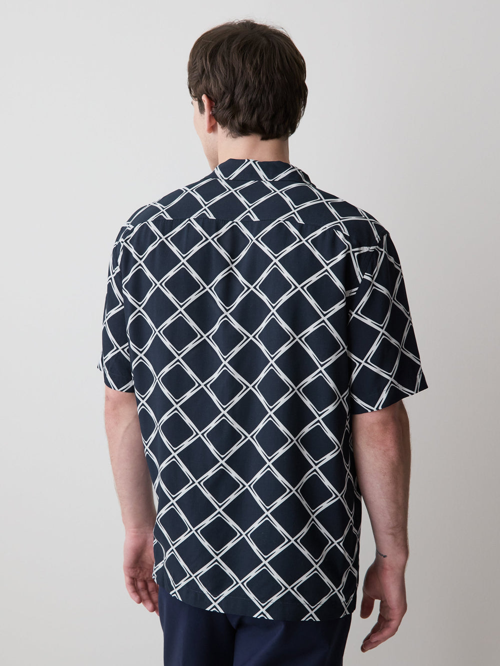 Short-Sleeve Camp-Collar Shirt with Geo Print rw&co Limited Time Discount