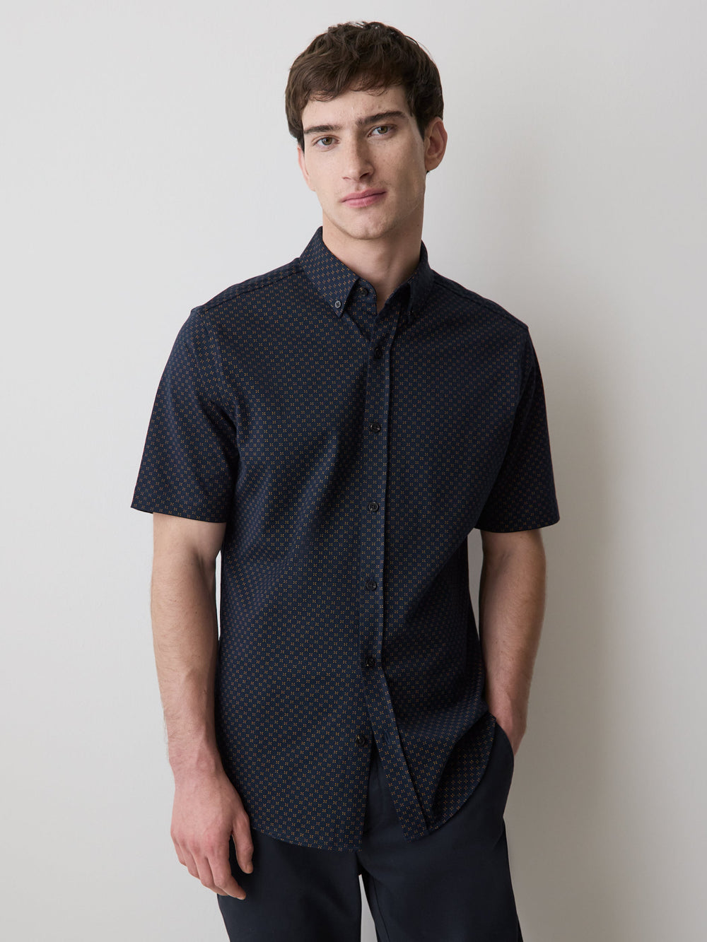 Slim-Fit Short-Sleeve Jersey Shirt rw&co Great Value Deal