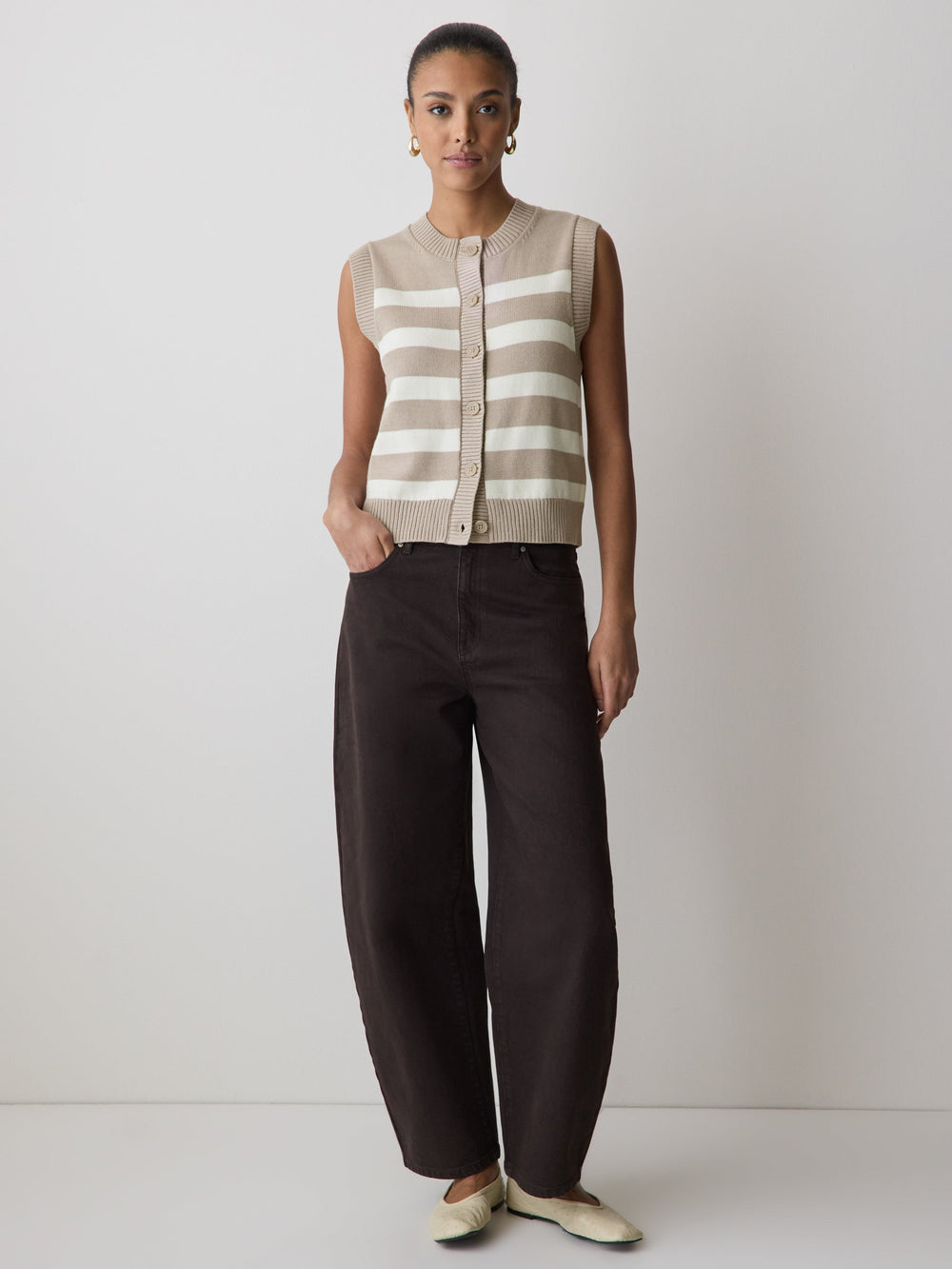 Sleeveless Crew-Neck Sweater Vest rw&co Special Promo Price