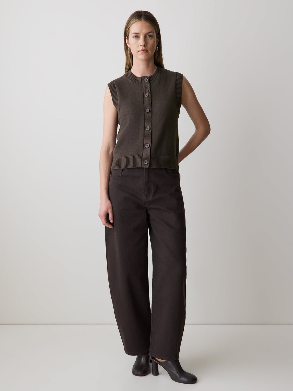 Sleeveless Crew-Neck Sweater Vest rw&co Special Promo Price