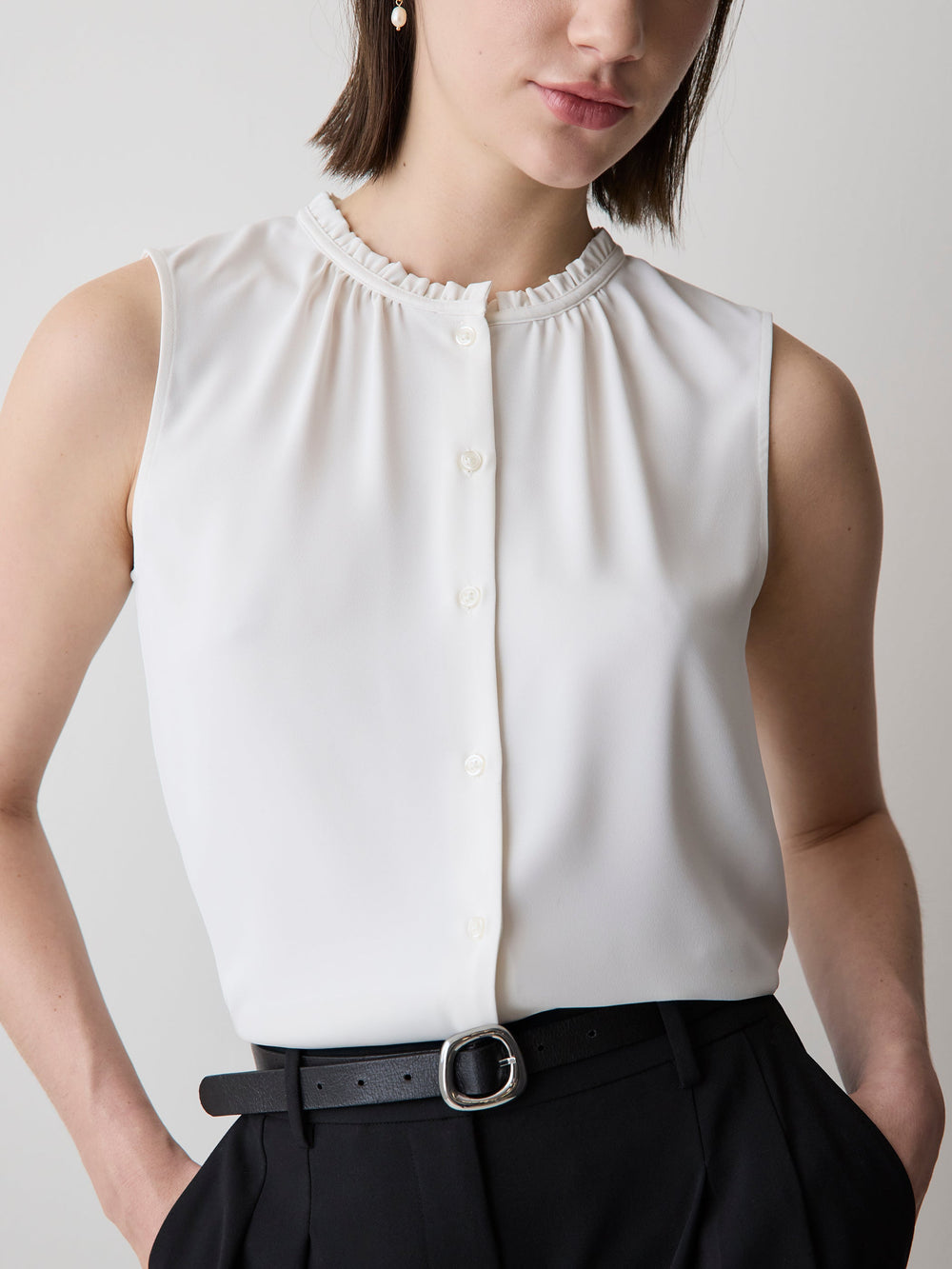 Sleeveless Buttoned-Down Blouse rw&co Exclusive Sale Price