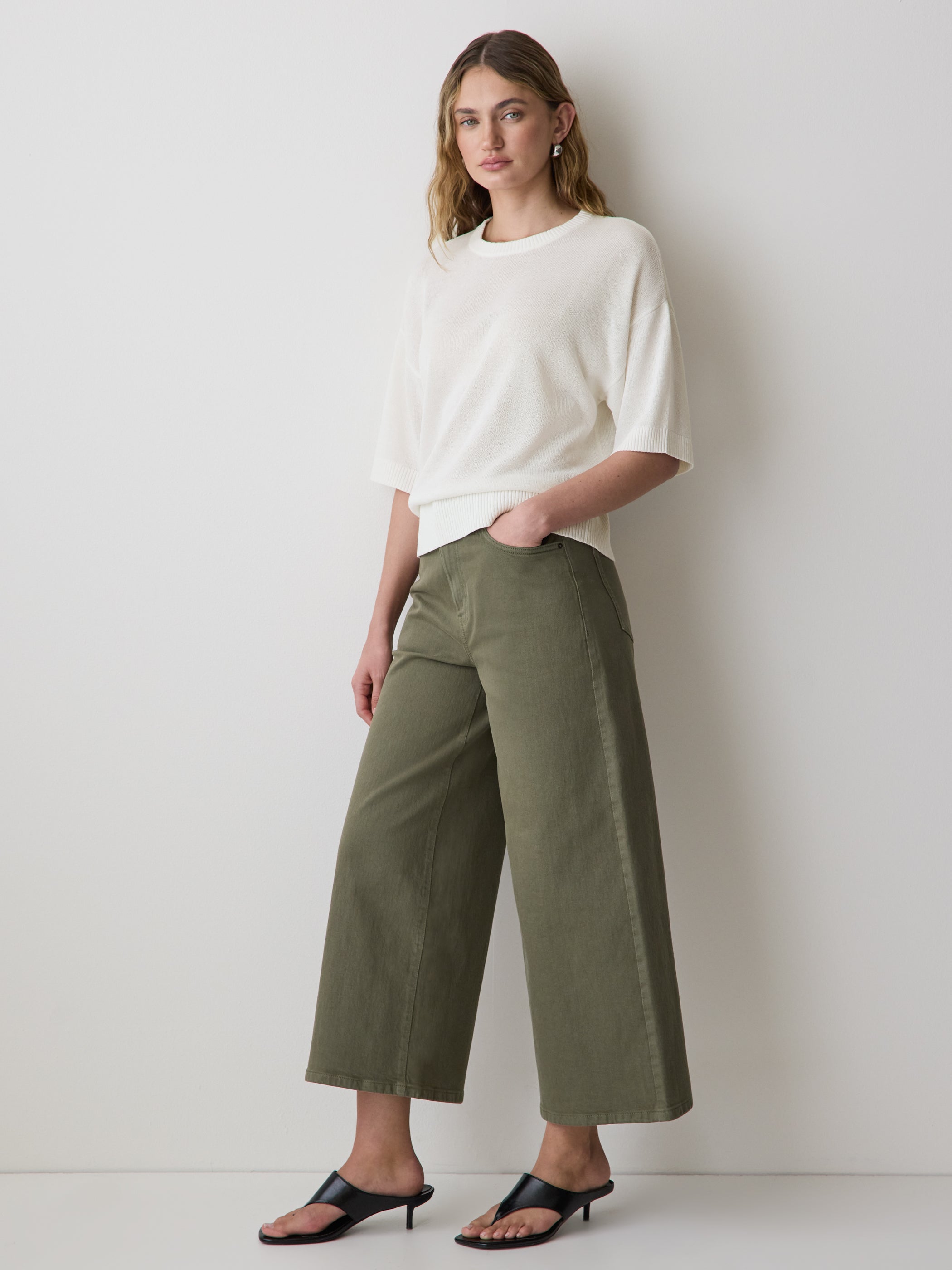 Short-Sleeve Crew-Neck Boxy Sweater rw&co Special Offer