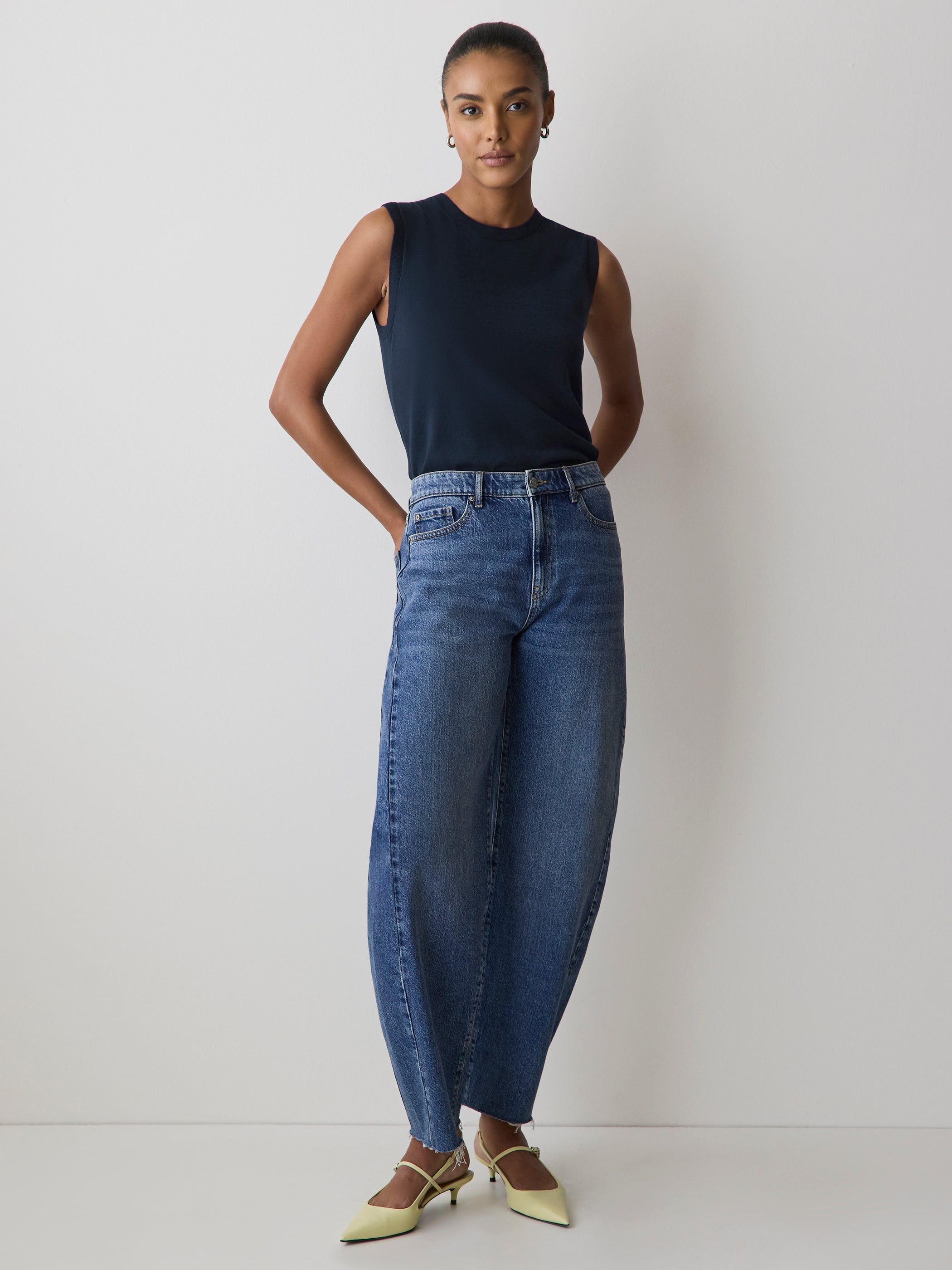 Sleeveless Scoop-Neck Sweater rw&co On Sale