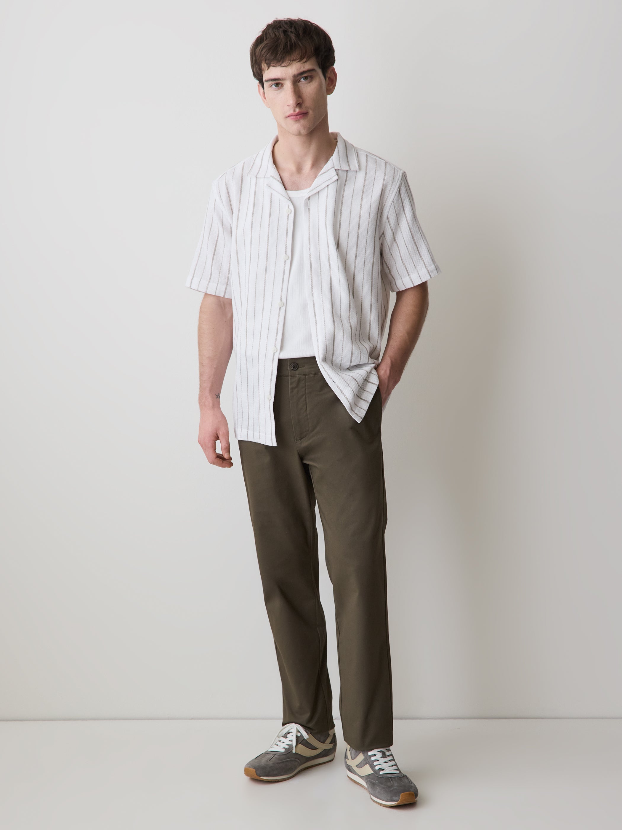 Striped Short-Sleeve Textured Shirt with Camp Collar rw&co Limited Time Discount
