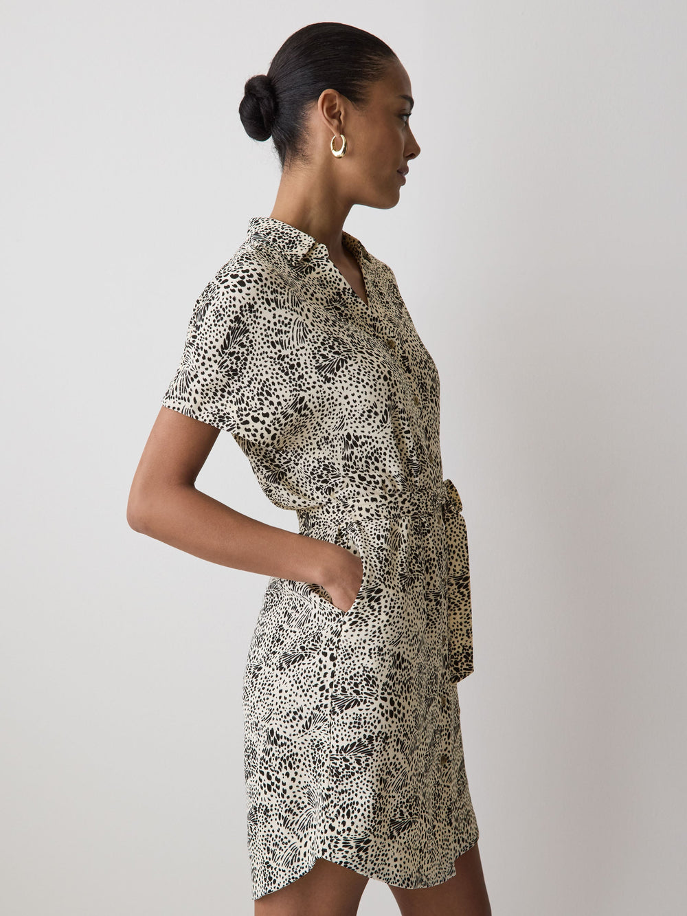 Short-Sleeve Buttoned-Down Midi Dress with Shirt Collar rw&co Special Promo Price