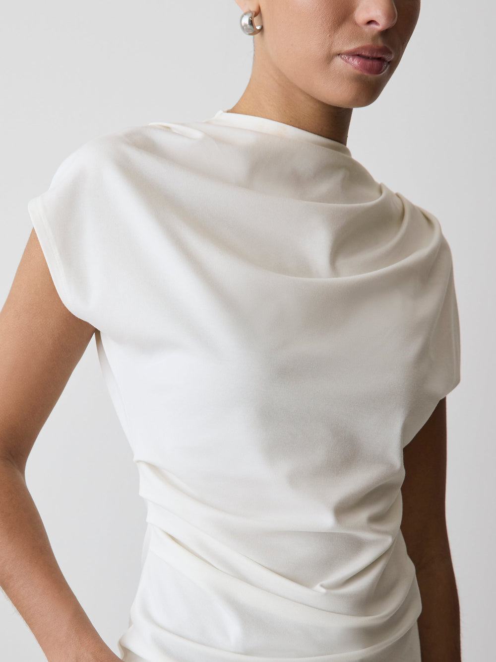 Extended-Sleeve Crew-Neck Draped Top rw&co Great Value Deal