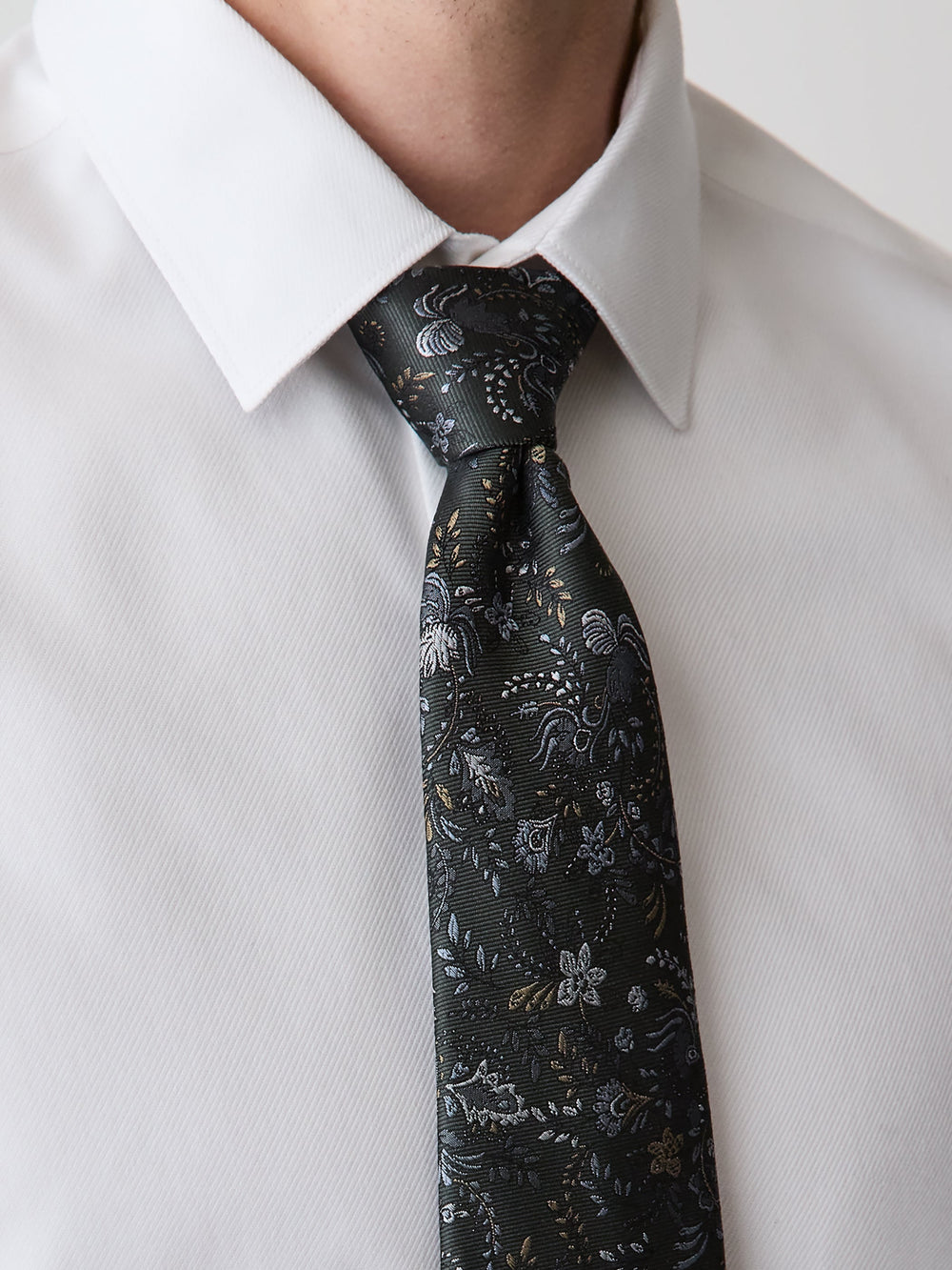 Green Regular Tie with Floral Pattern rw&co Special Offer