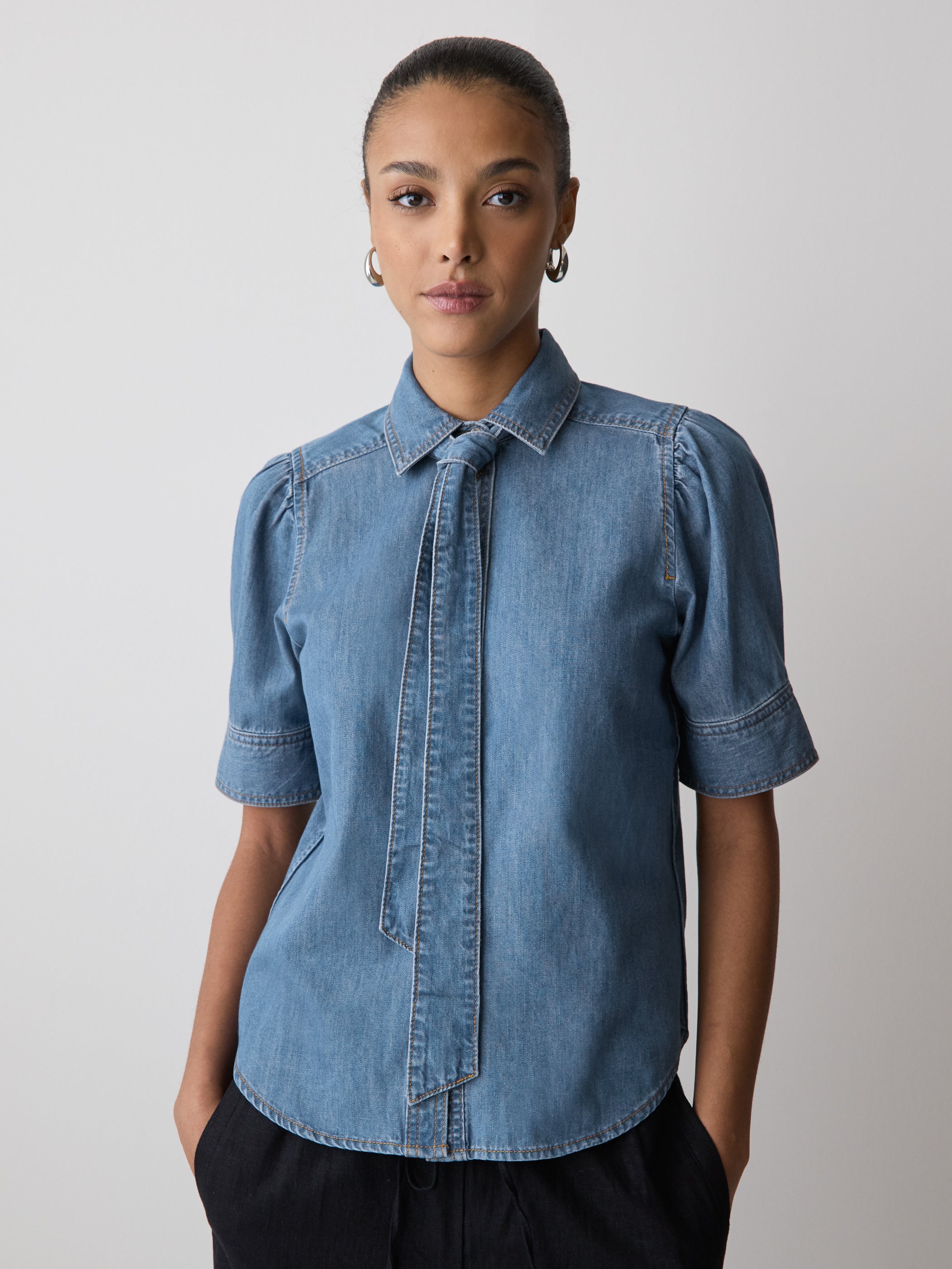 Short-Sleeve Denim Blouse with Shirt Collar rw&co On Sale