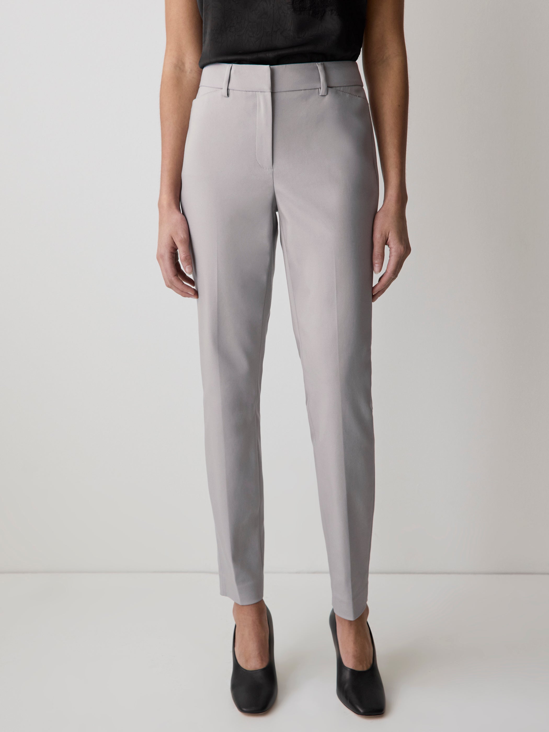 Limitless Mid-Rise Slim-Leg Signature Fit 7/8 Pant rw&co Limited Time Discount