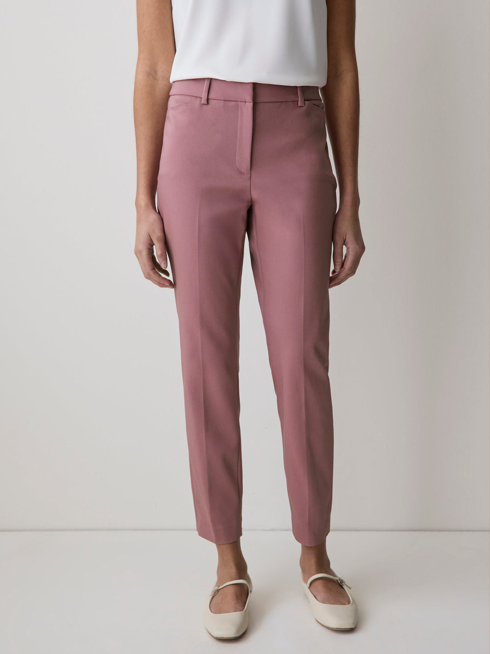 Limitless Mid-Rise Slim-Leg Signature Fit 7/8 Pant rw&co Limited Time Discount